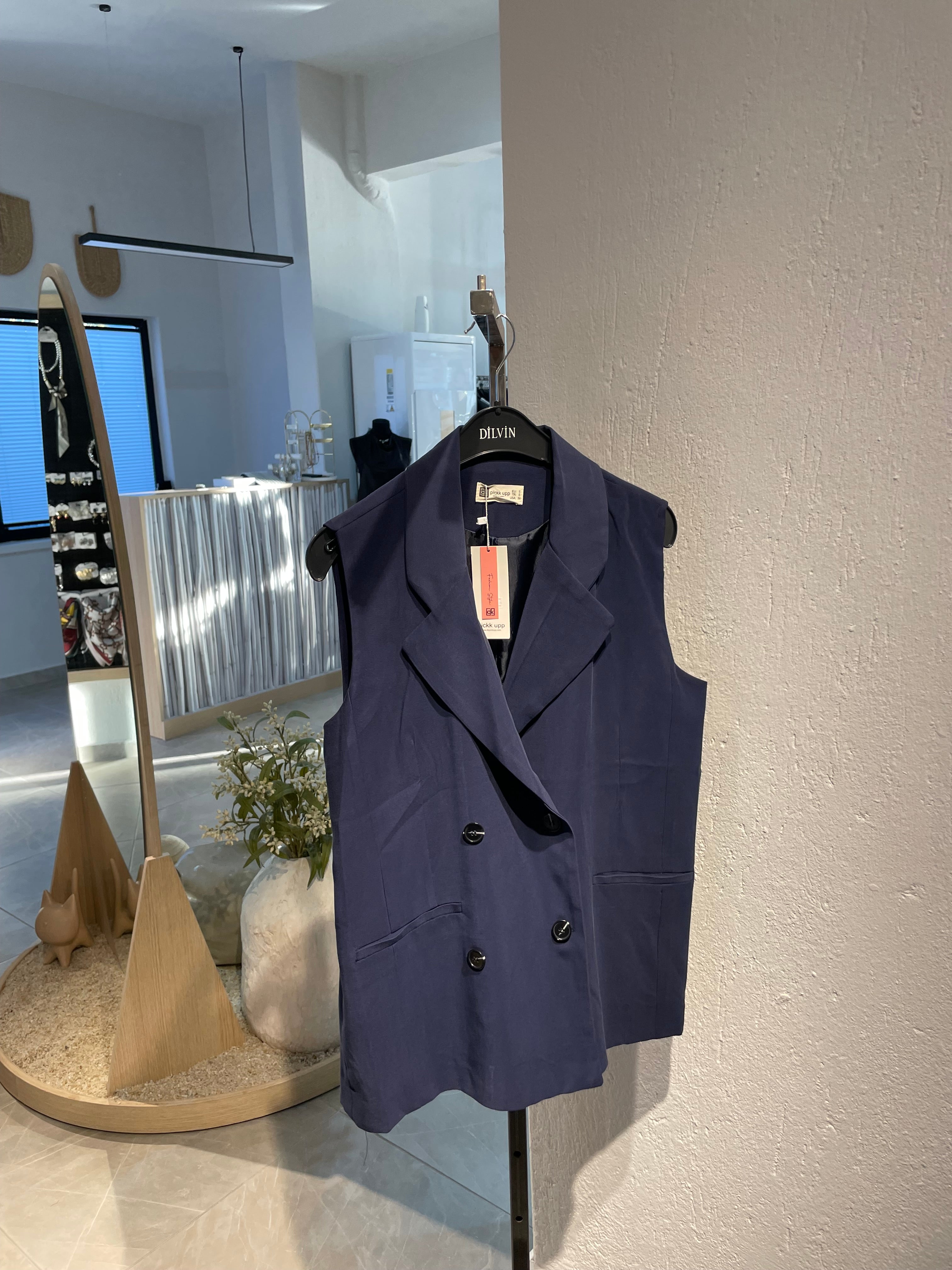 Oversize Alt-Üst Yelekli Takım