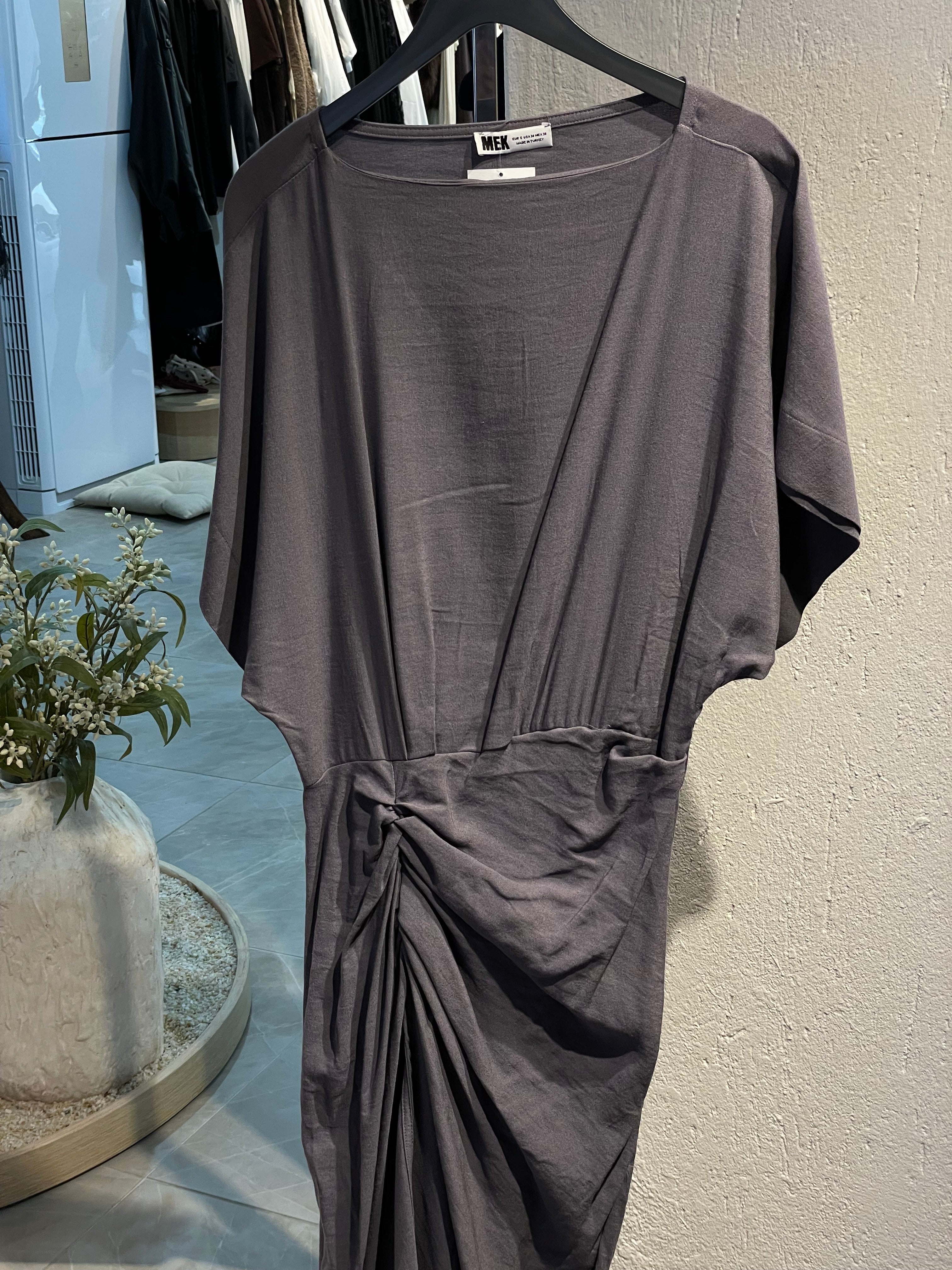 Yırtmaçlı Büzgülü Uzun Elbise