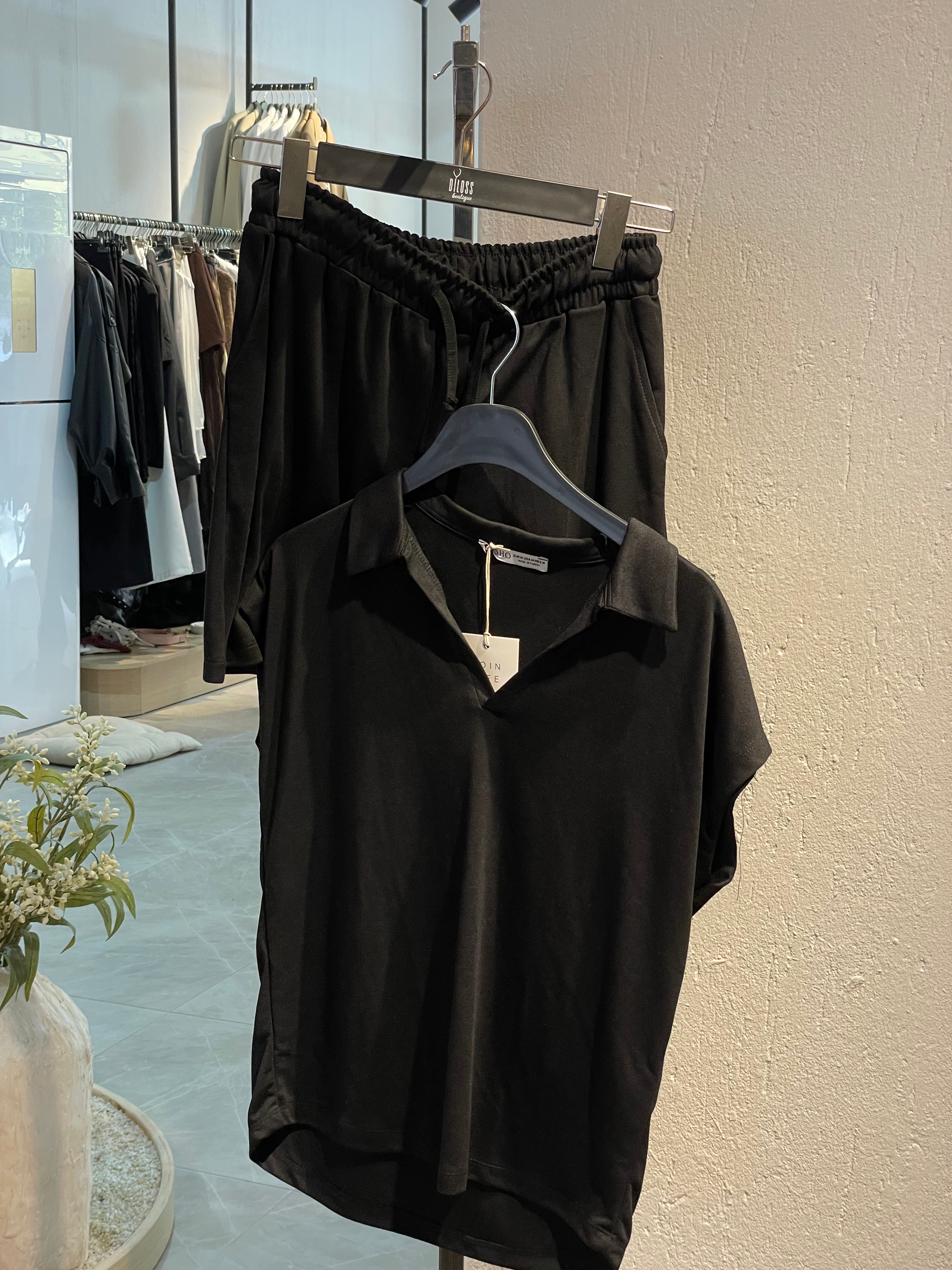 Marka Dökümlü Kumaş Şortlu Alt-Üst Takım