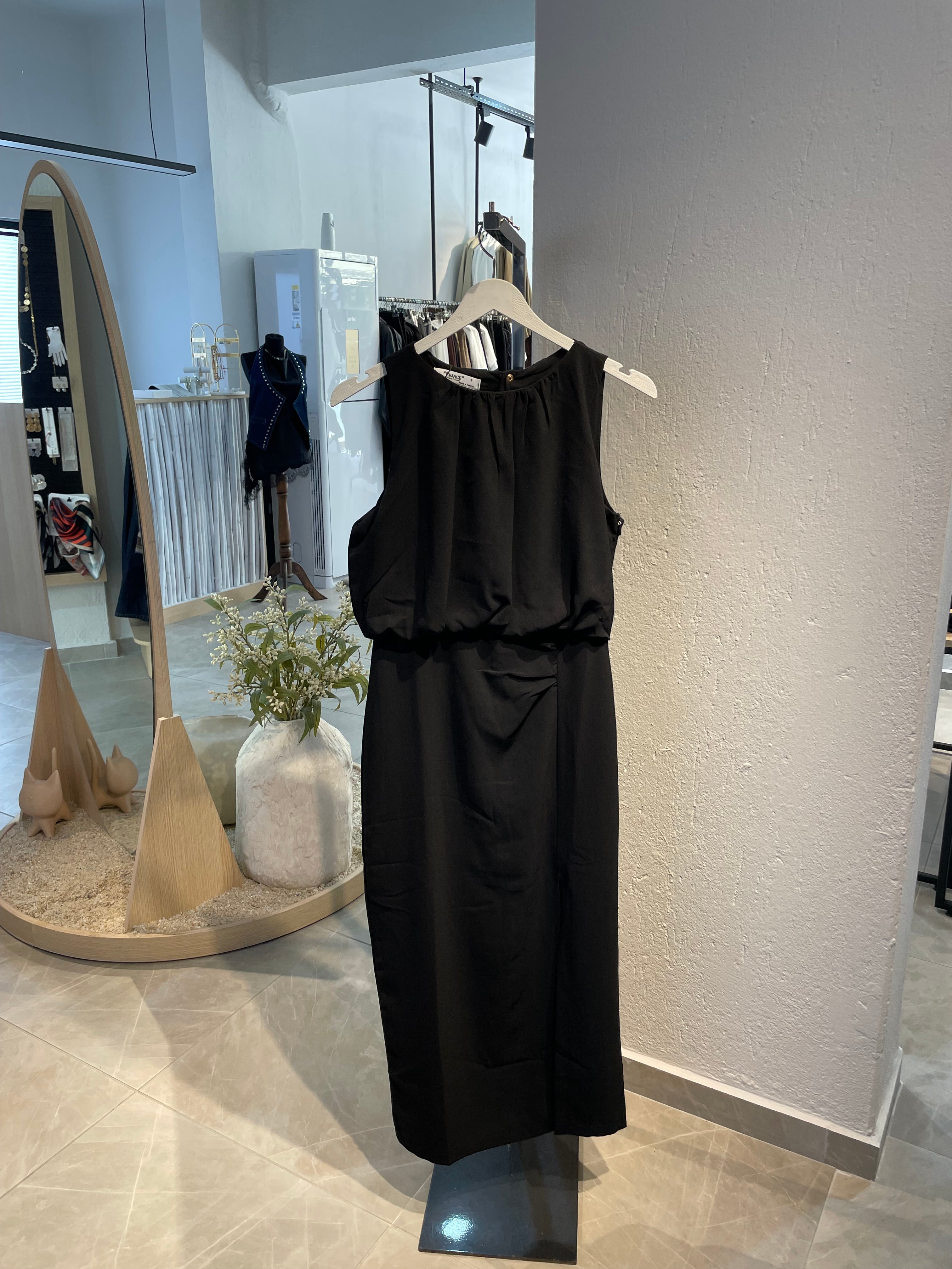 Önden Yırtmaç Büzgülü Elbise