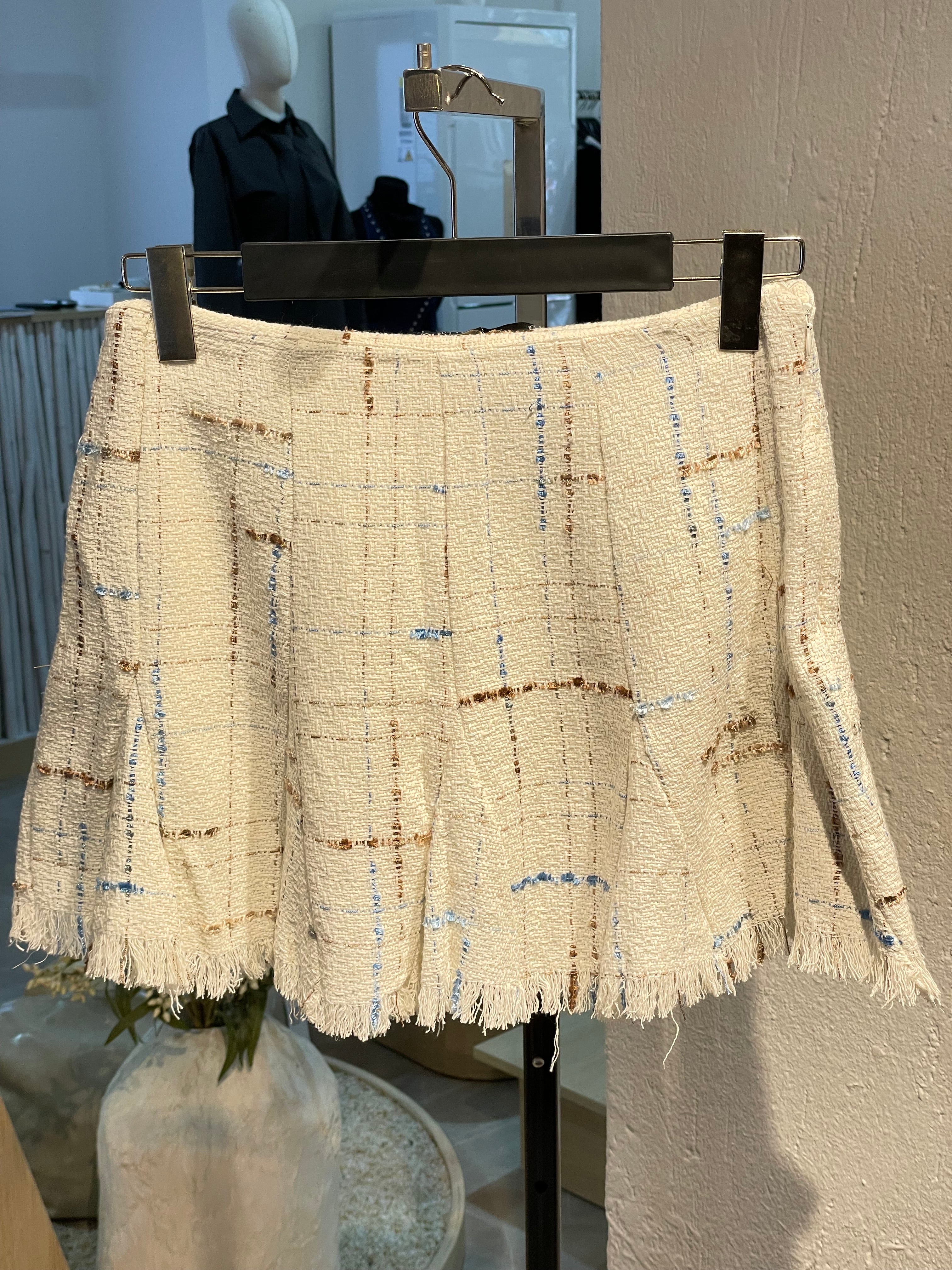 Krem Kelebek Mavi Desenli Parçalı Etek