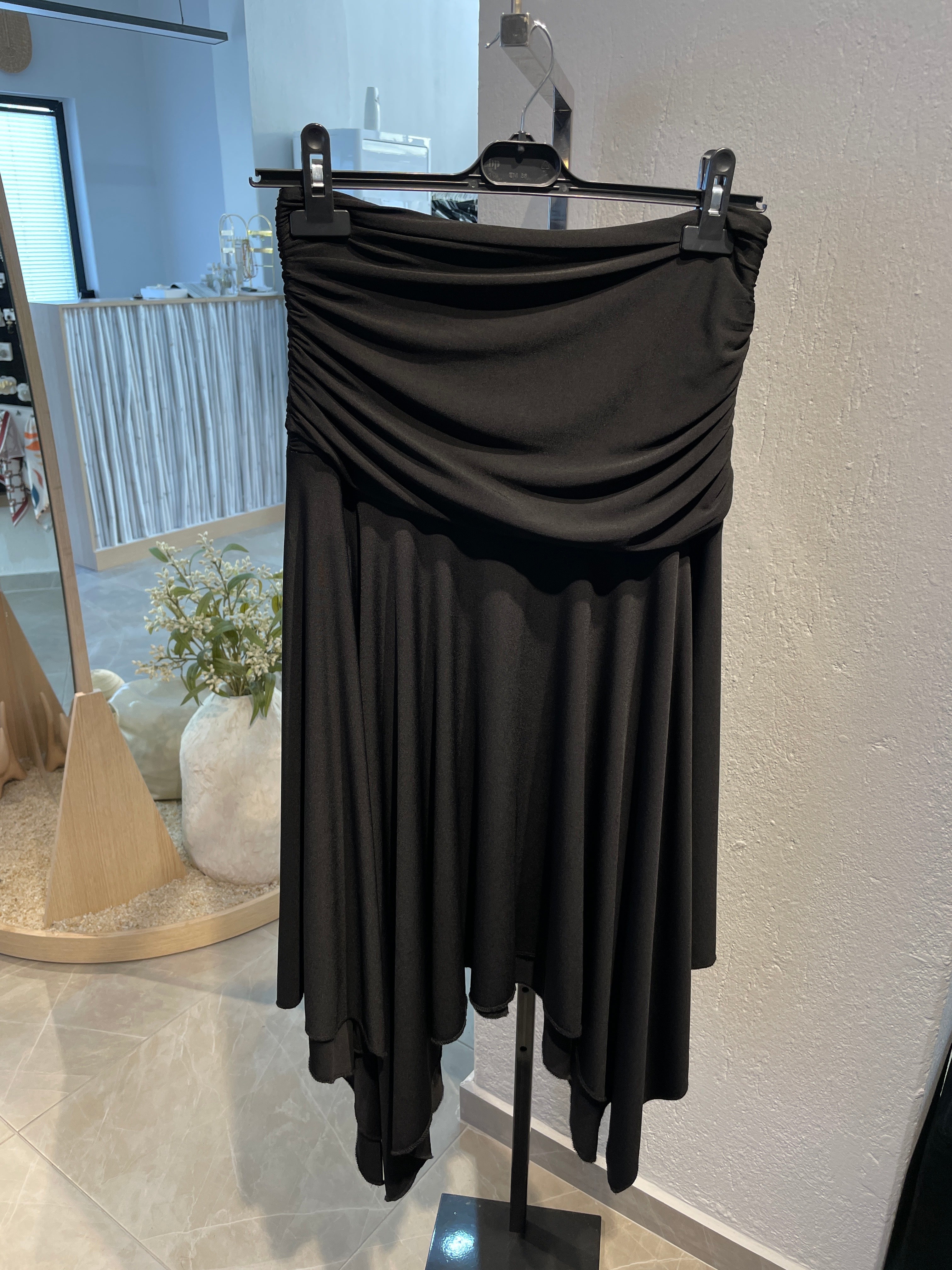 Simetrik Drapeli Etek