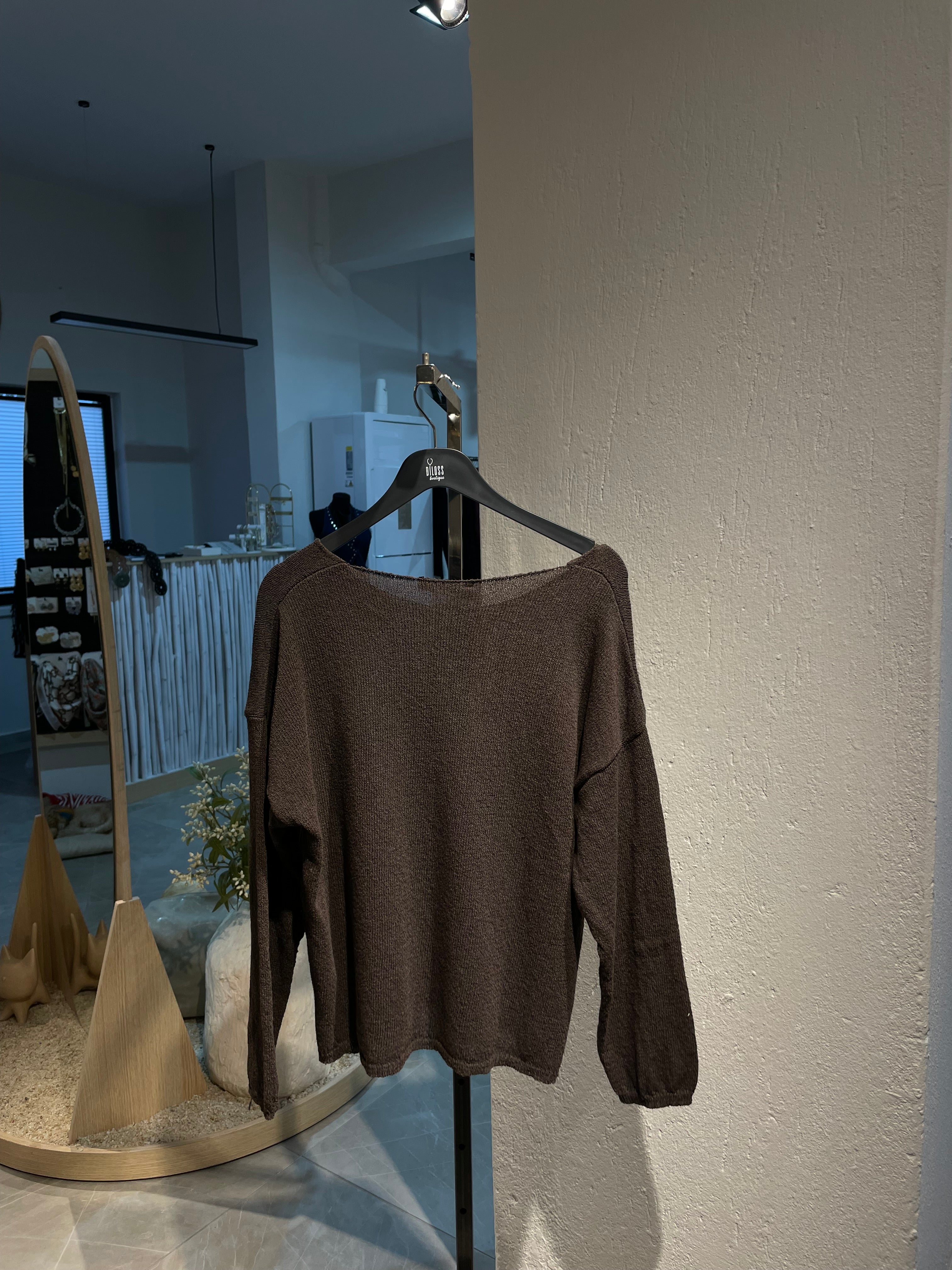 Triko Düşük Omuz Kazak