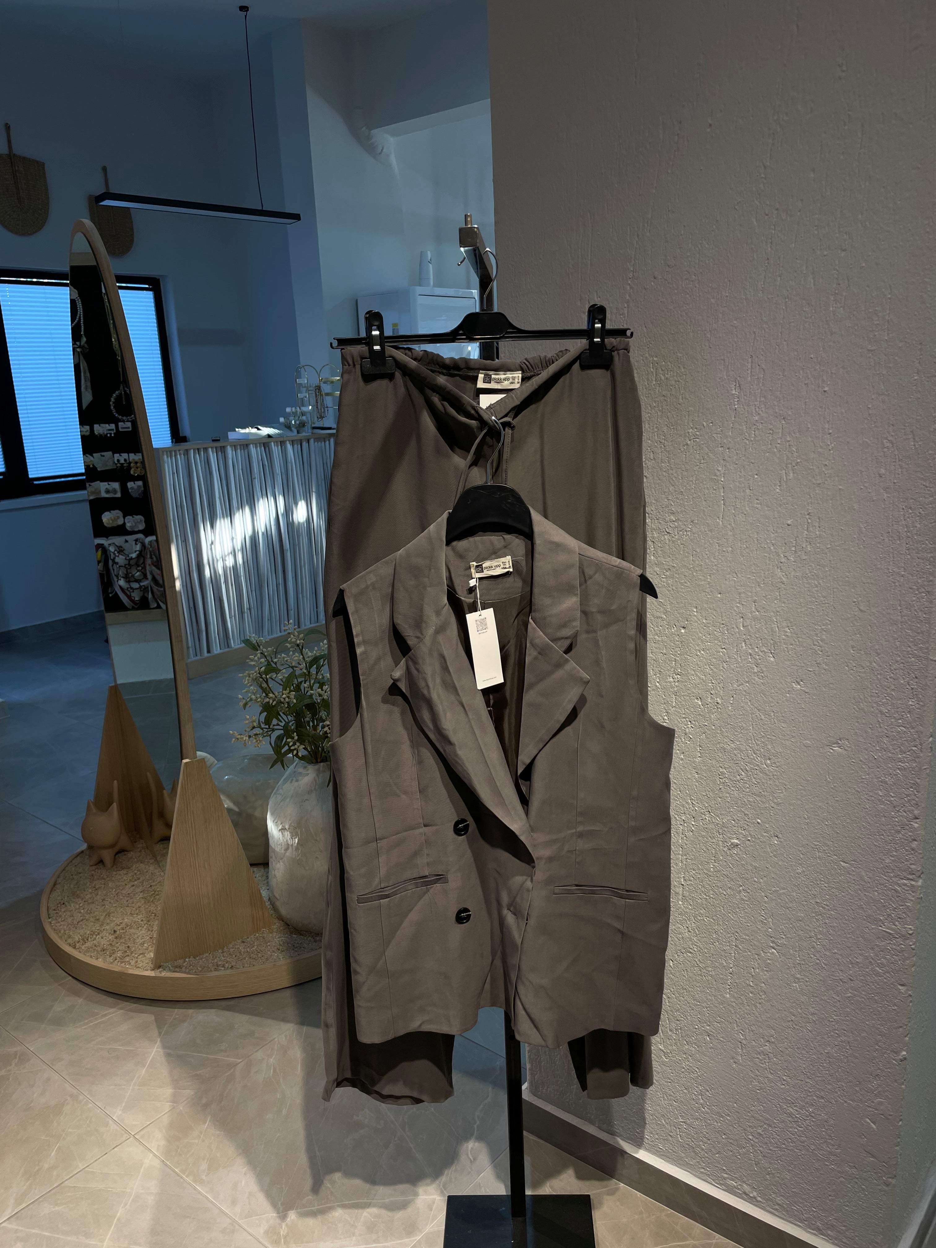 Oversize Alt-Üst Yelekli Takım