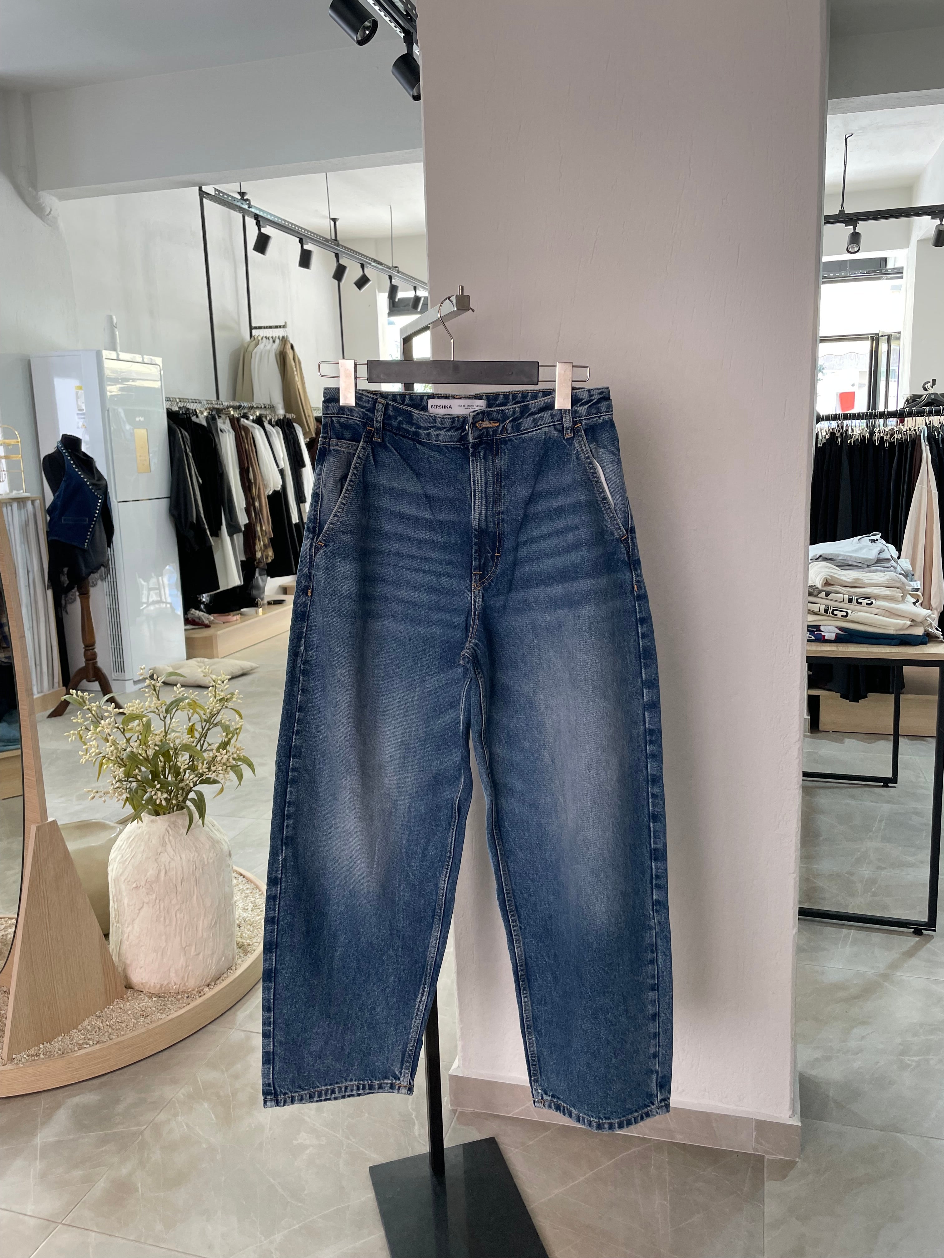 Marka Mavi Eskitme Detay Jean