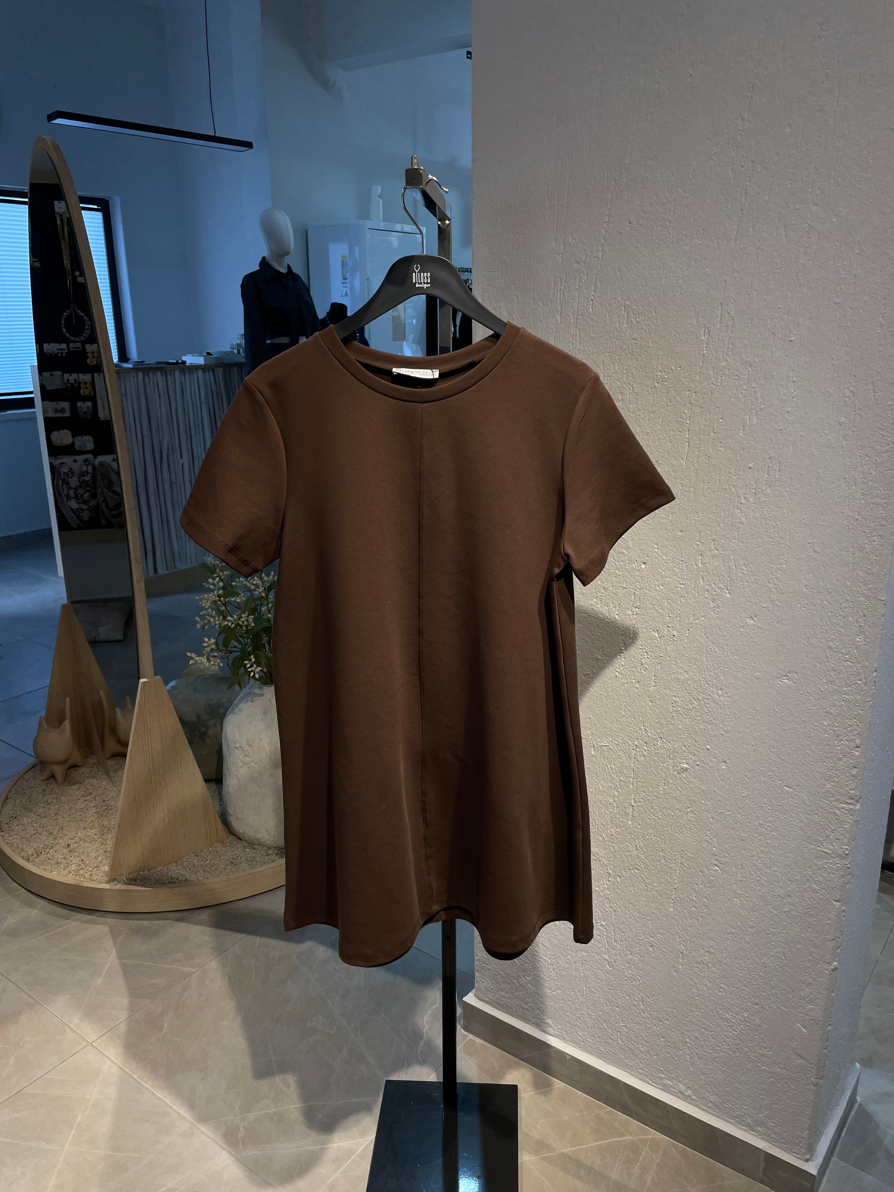 Kahverengi Düz Kesim Elbise