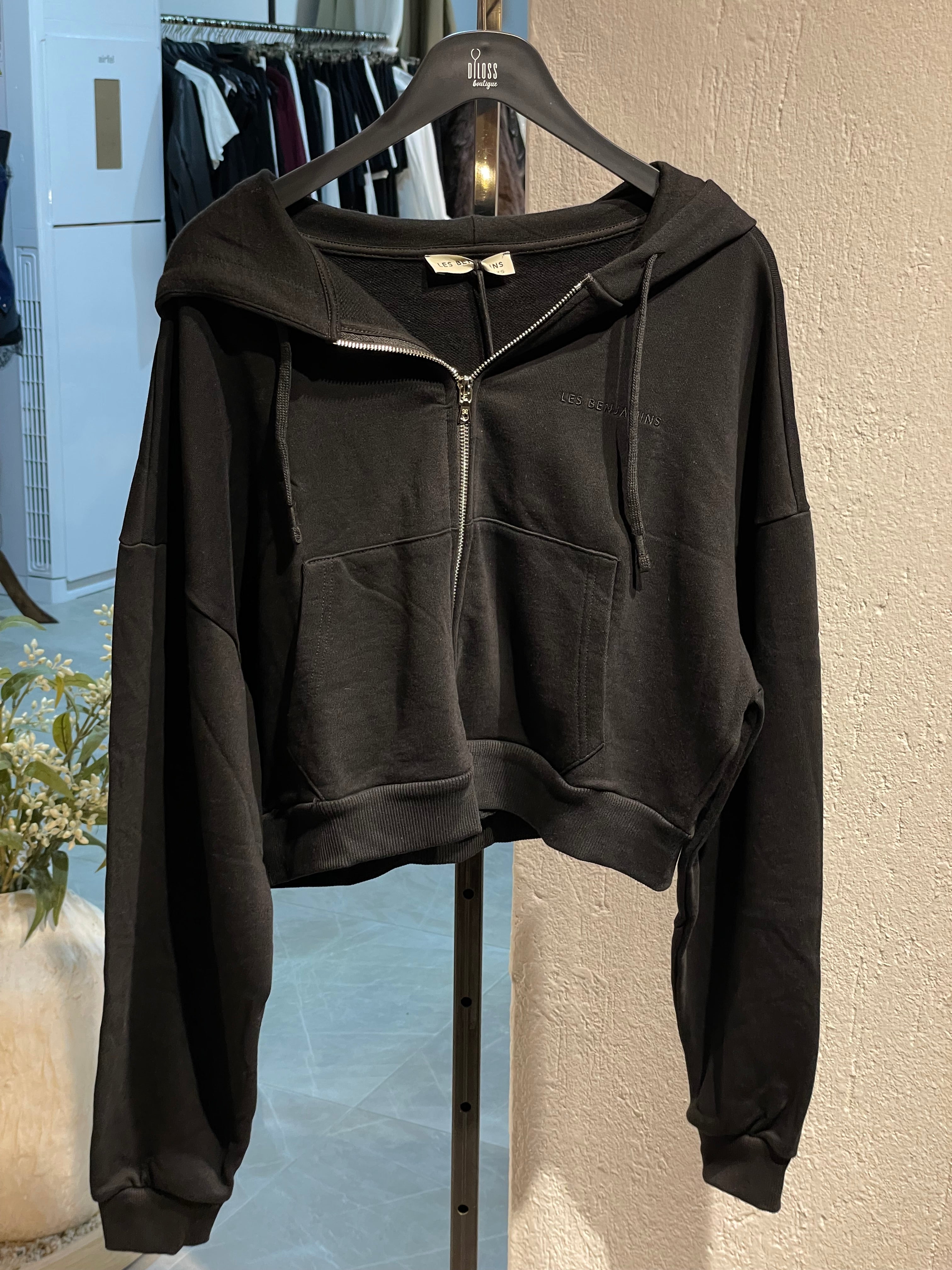 Kapüşonlu Fermuarlı Kısa Ceket