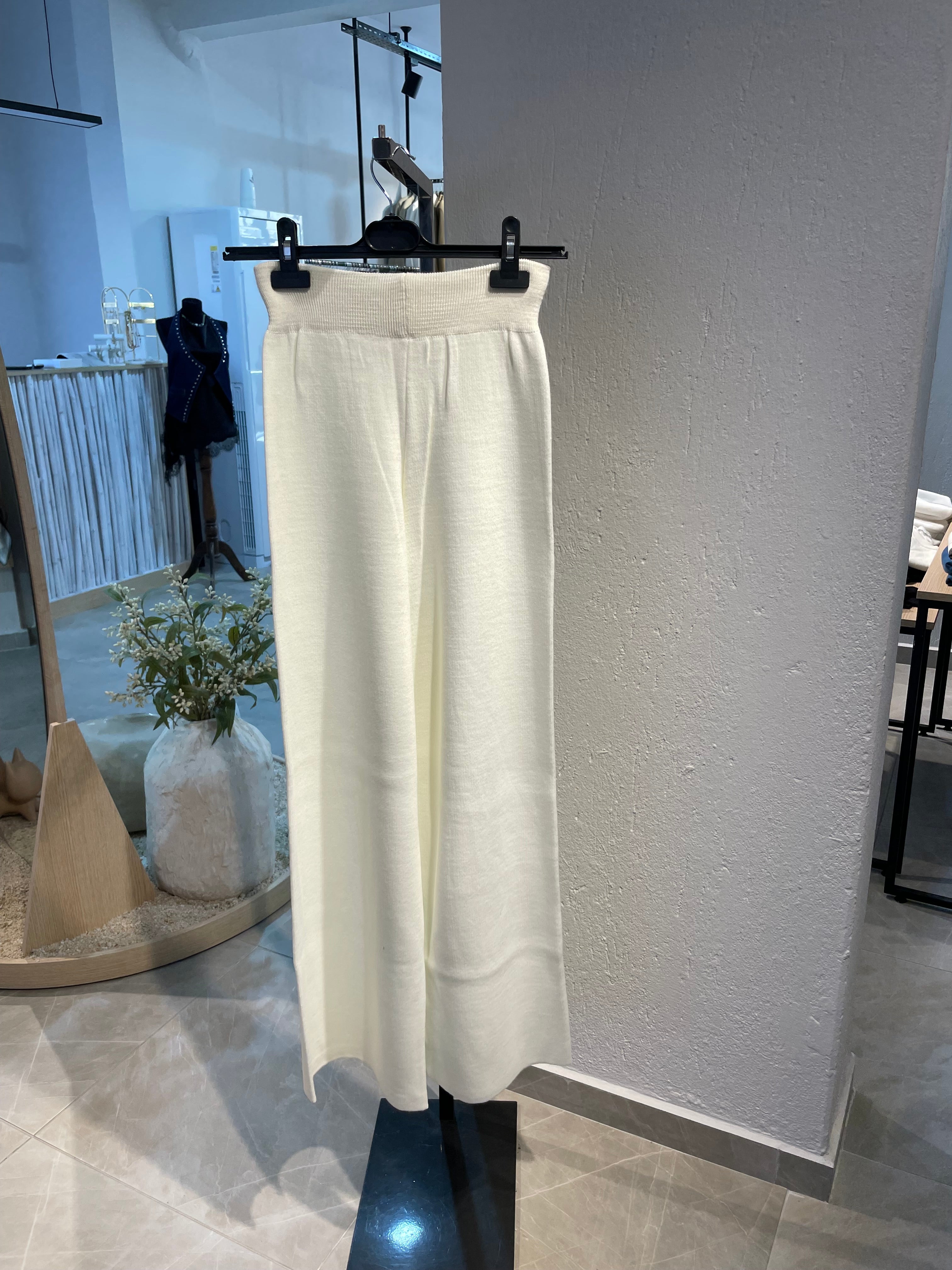 Krem Örme Kumaş Bol Kesim Alt