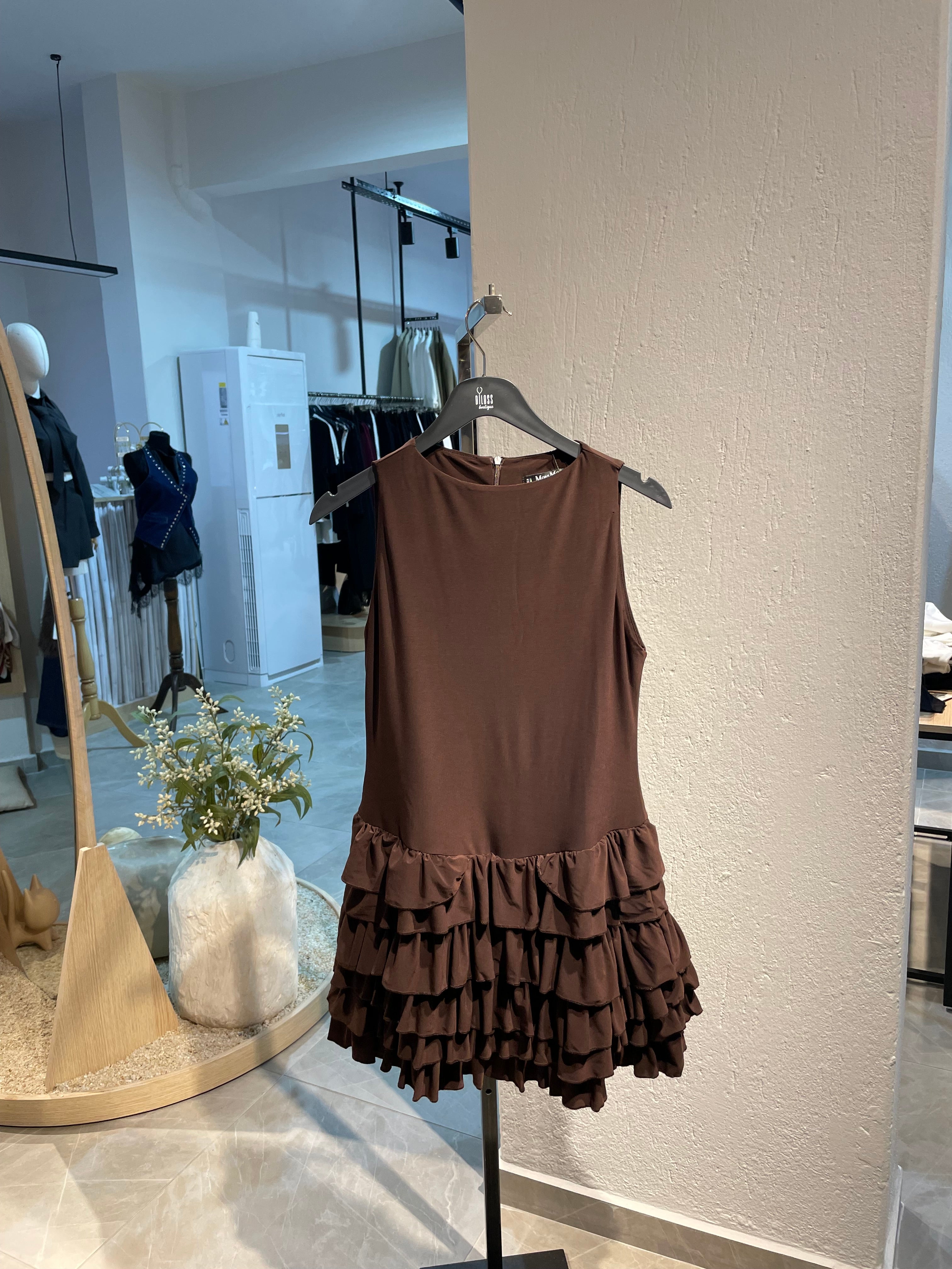 Kahverengi Fırfırlı Elbise