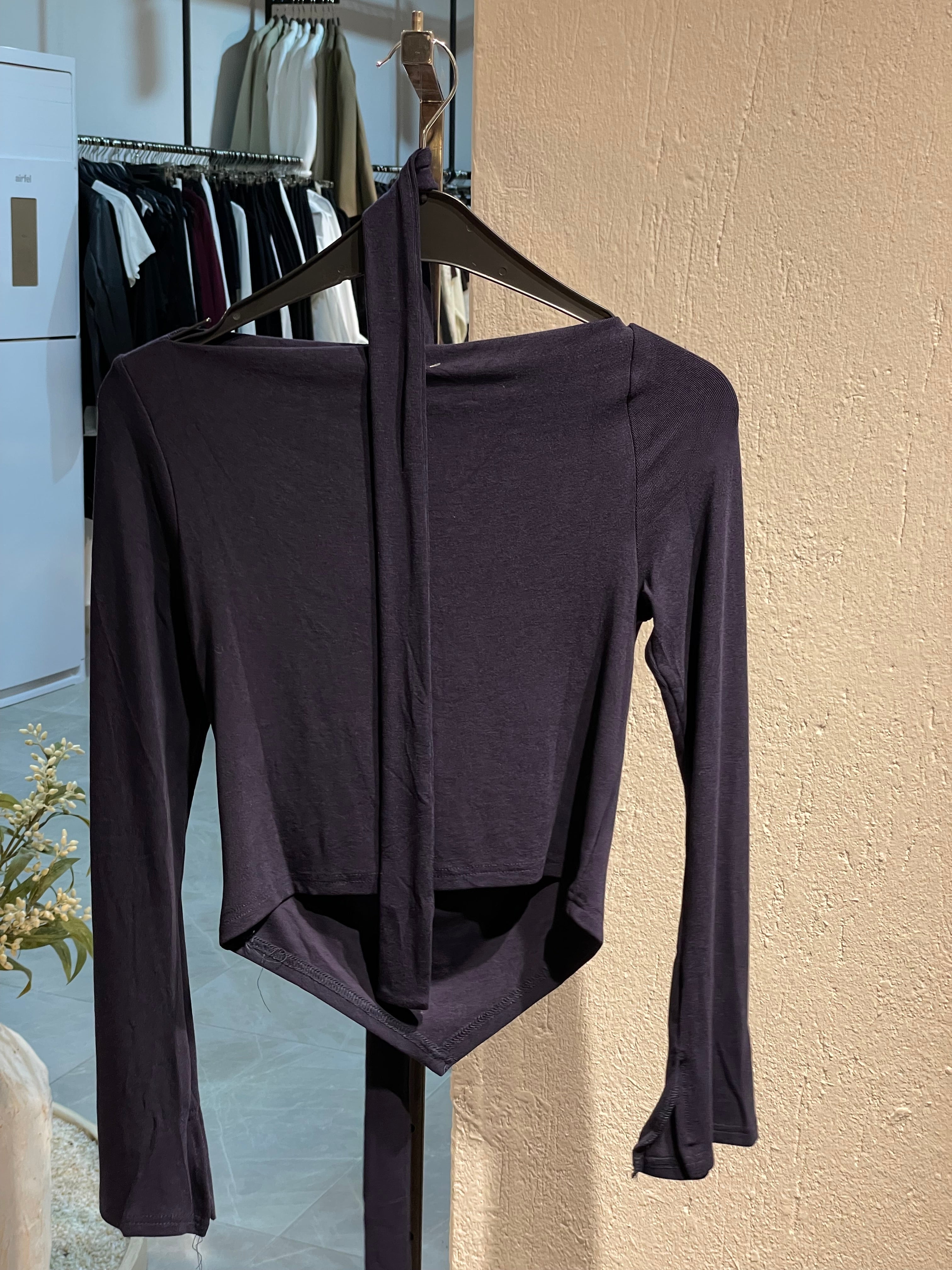 Boyundan bağlamalı drapeli üst