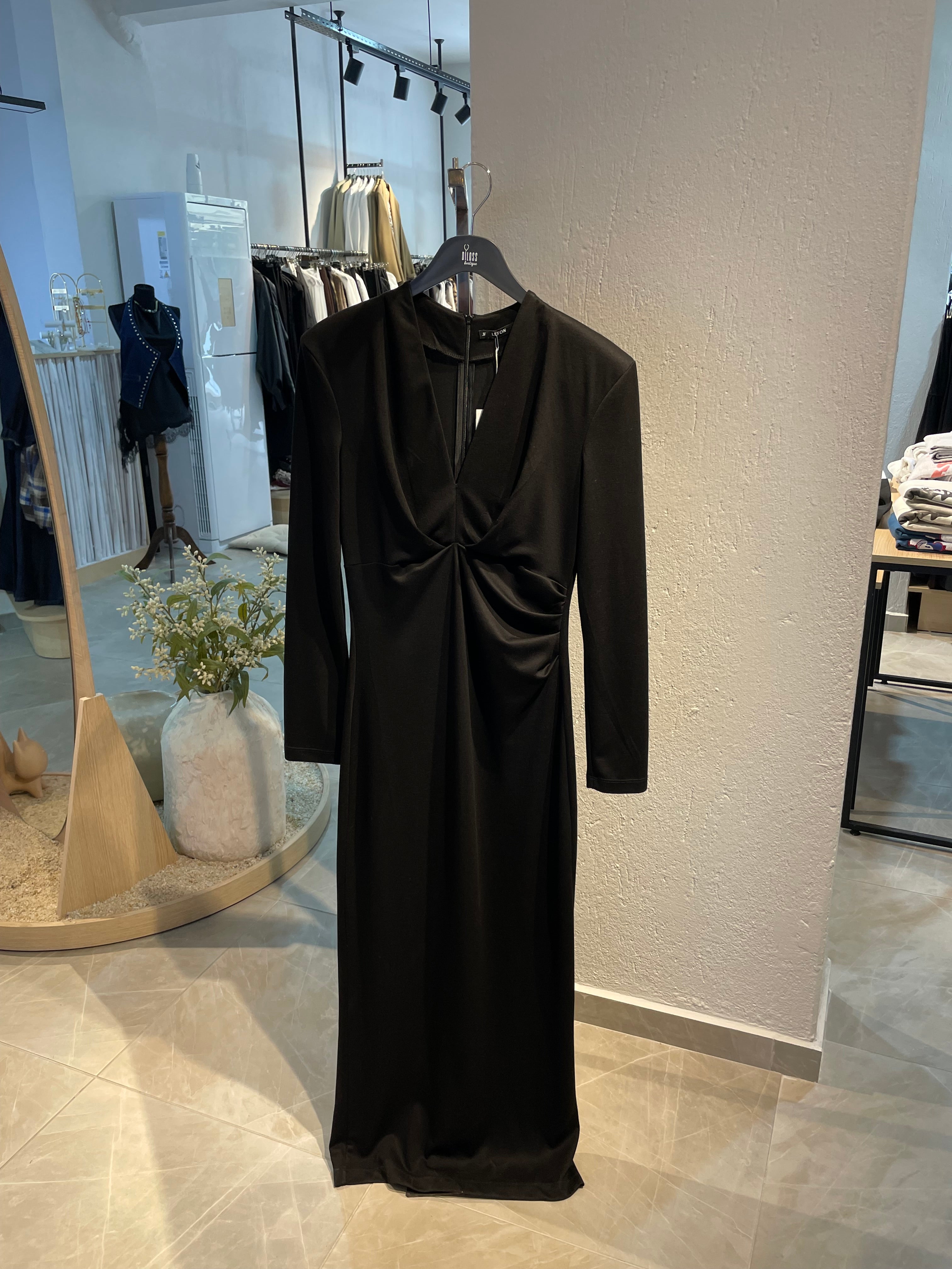 Önden Büzgülü Uzun Davet Elbisesi