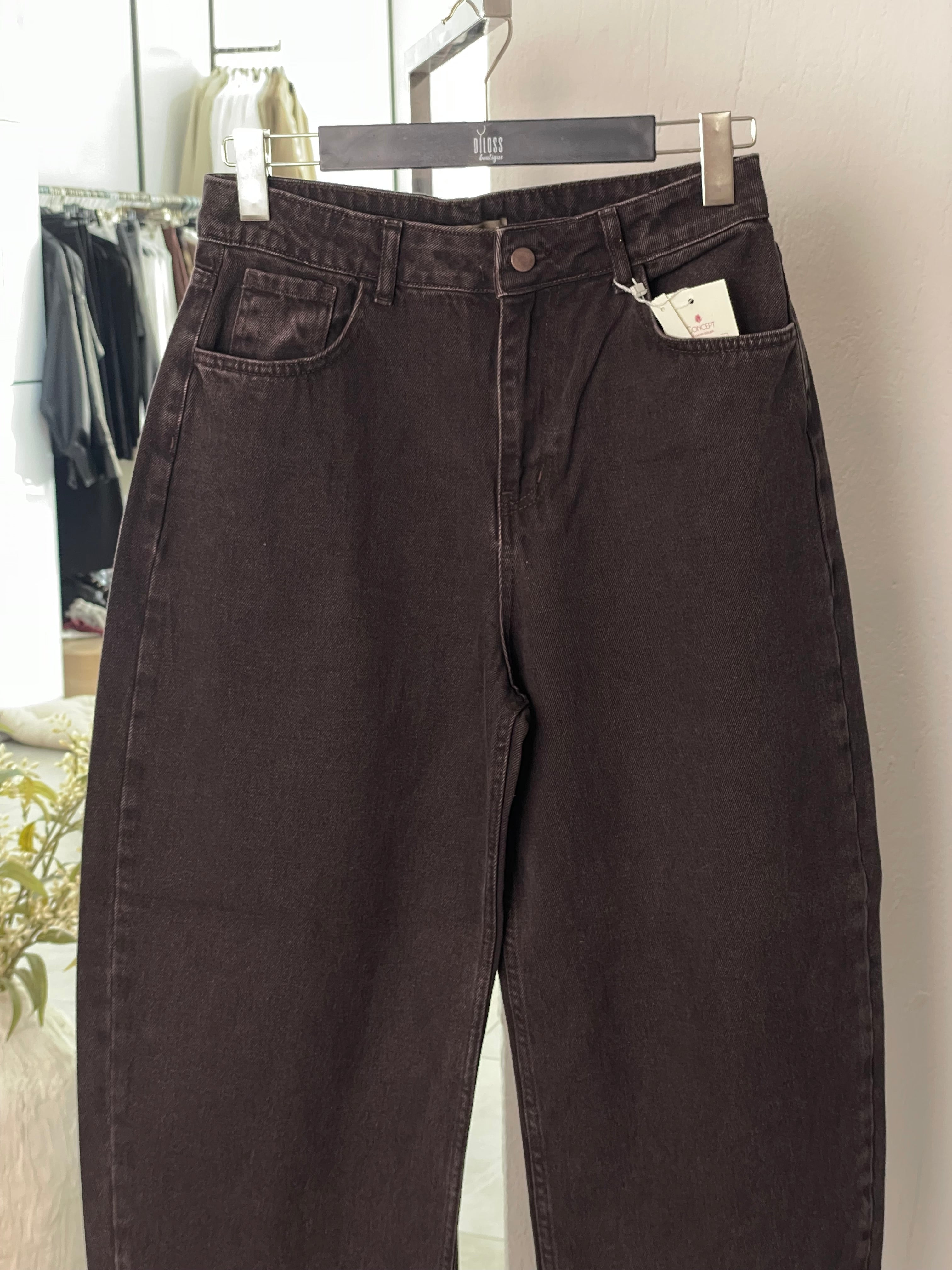 Kahverengi Eskitmeli Balon Paça Jean