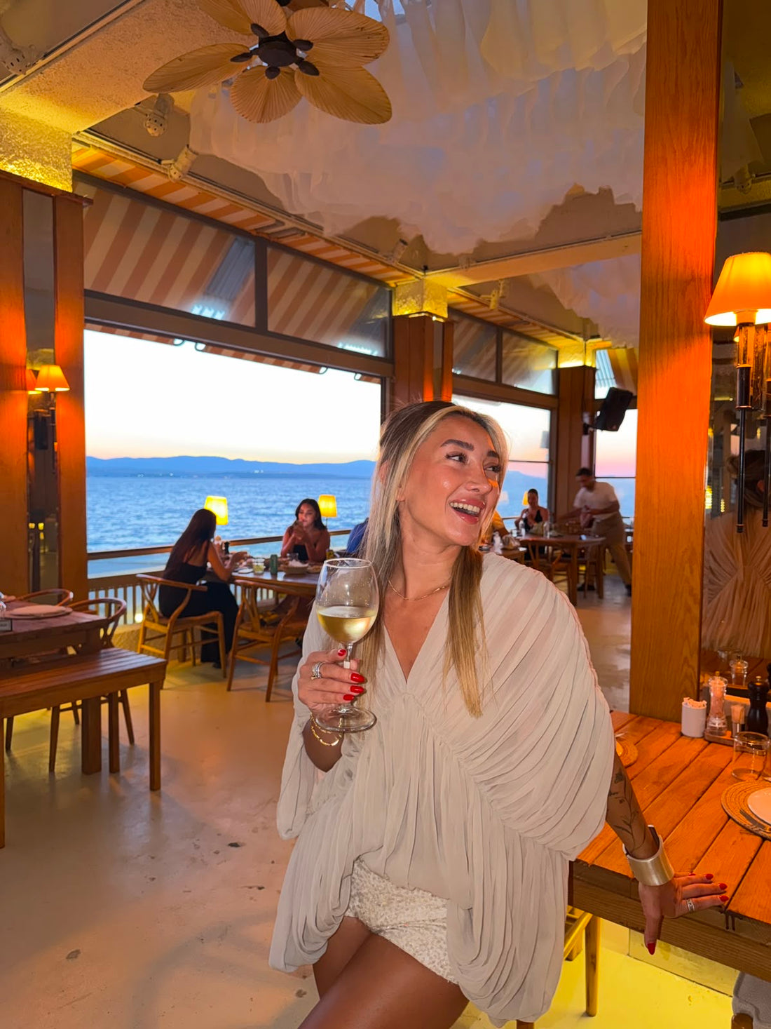 Bej Pilise: Sahil Akşam Yemeğinin En Kolay Cevabı