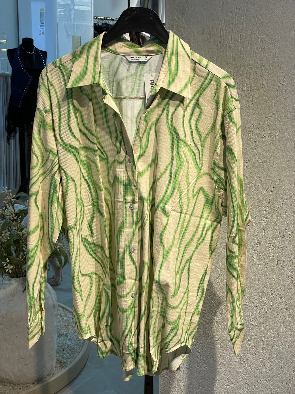 Desenli Dökümlü Gömlek