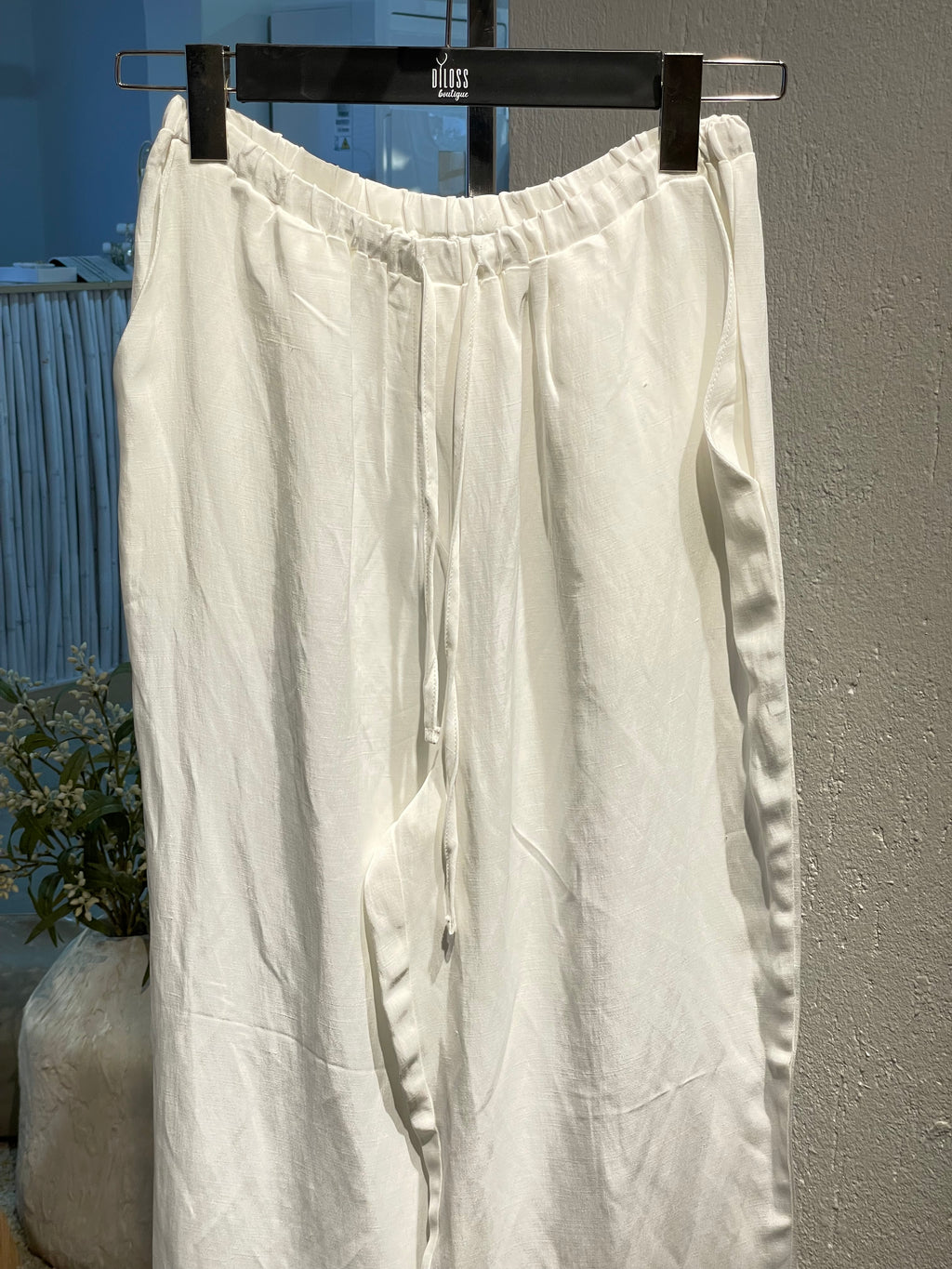 Beyaz Düğme Detaylı Alt-Üst Takım