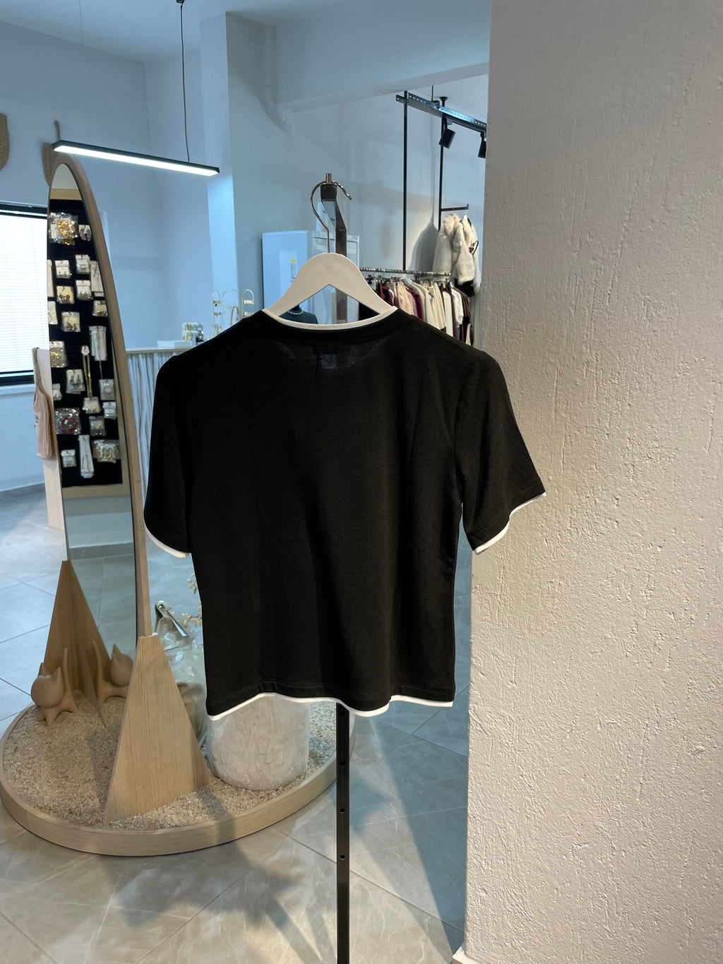 İki Renkli Kısa Kol T-Shirt