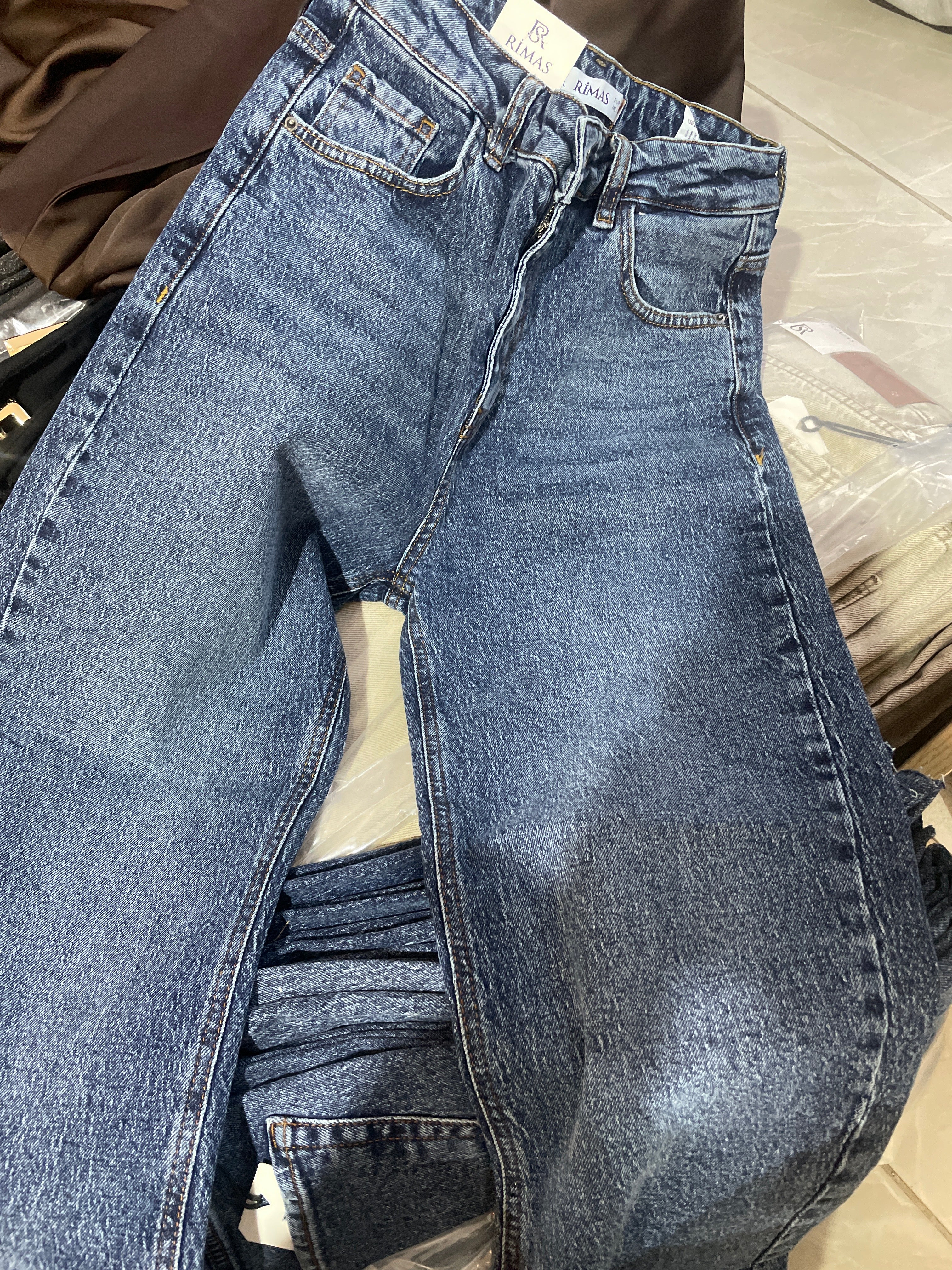 Mavi Düz Kesim Kot pantolon