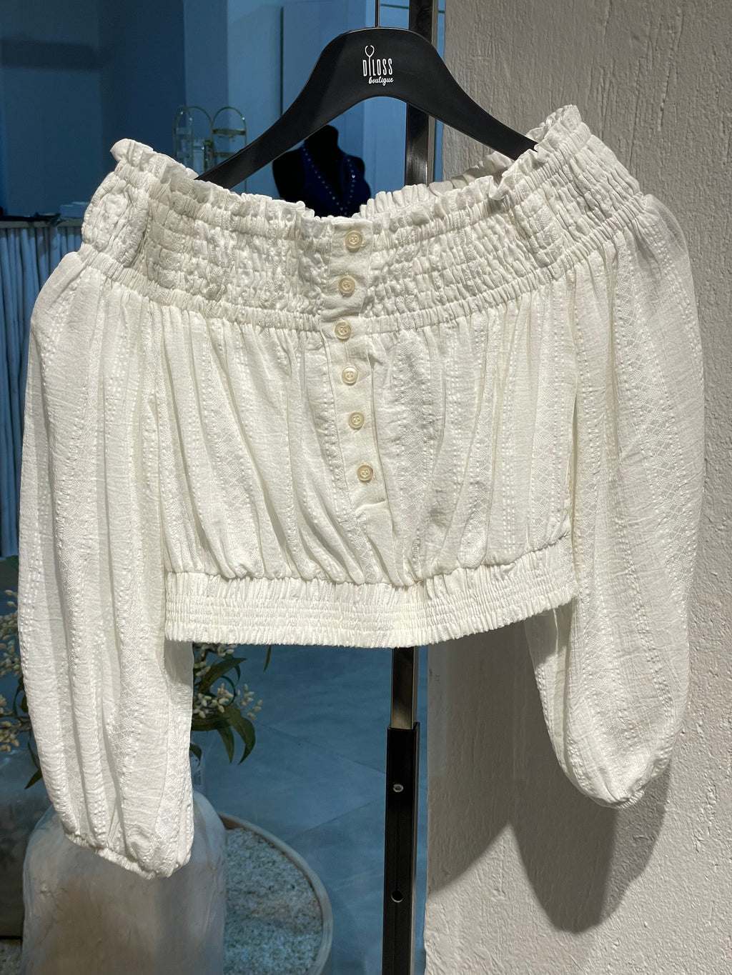 Dilvin Omzu Açık Düğmeli Üst