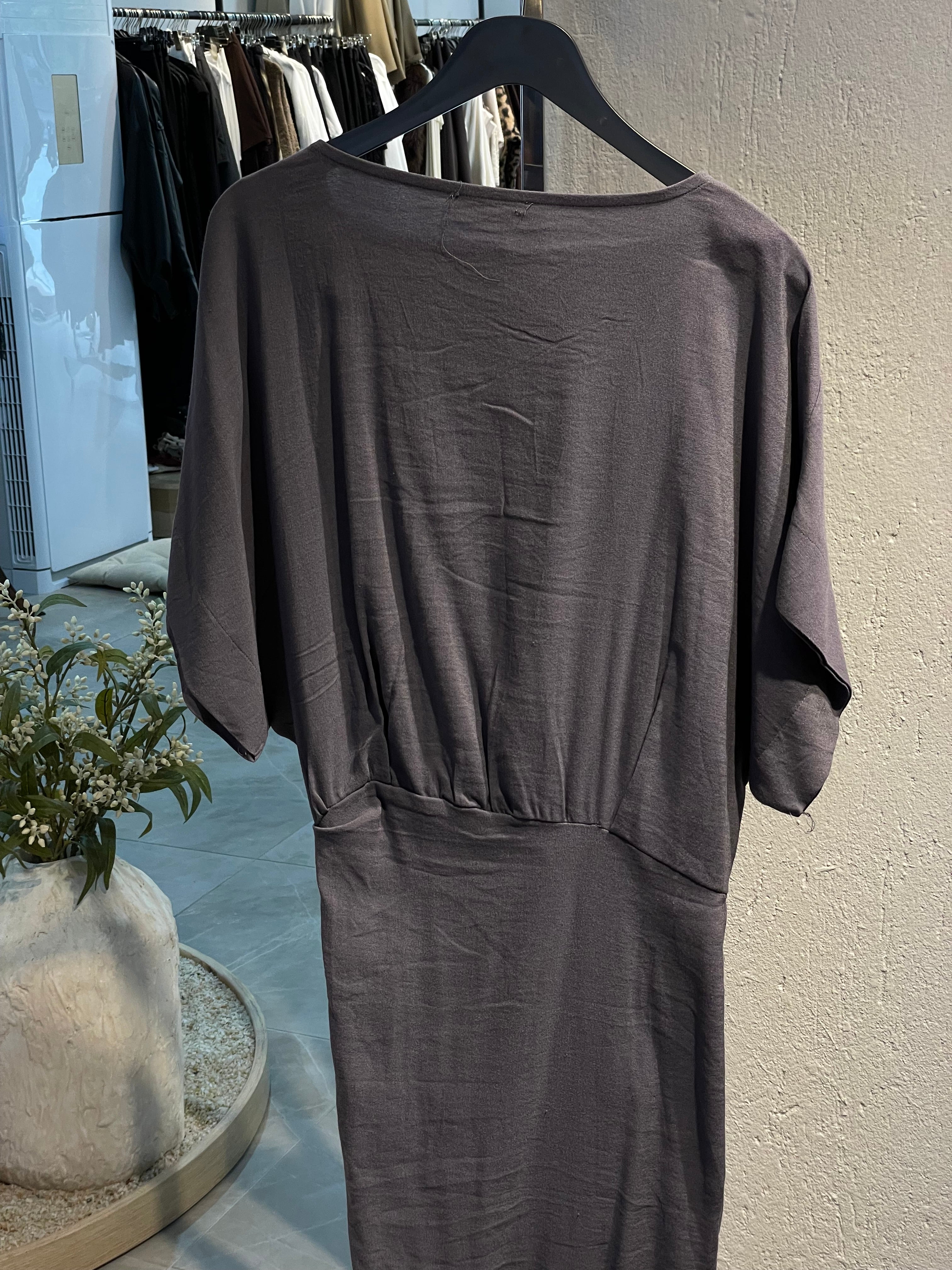 Yırtmaçlı Büzgülü Uzun Elbise