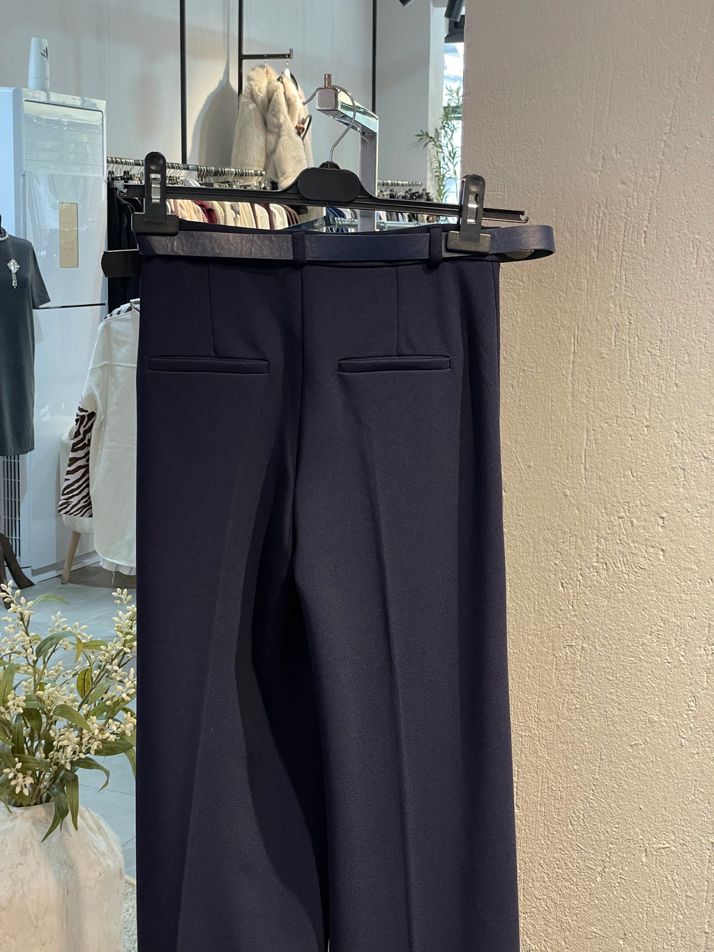 Lacivert Kemerli Düz Kesim Pantolon