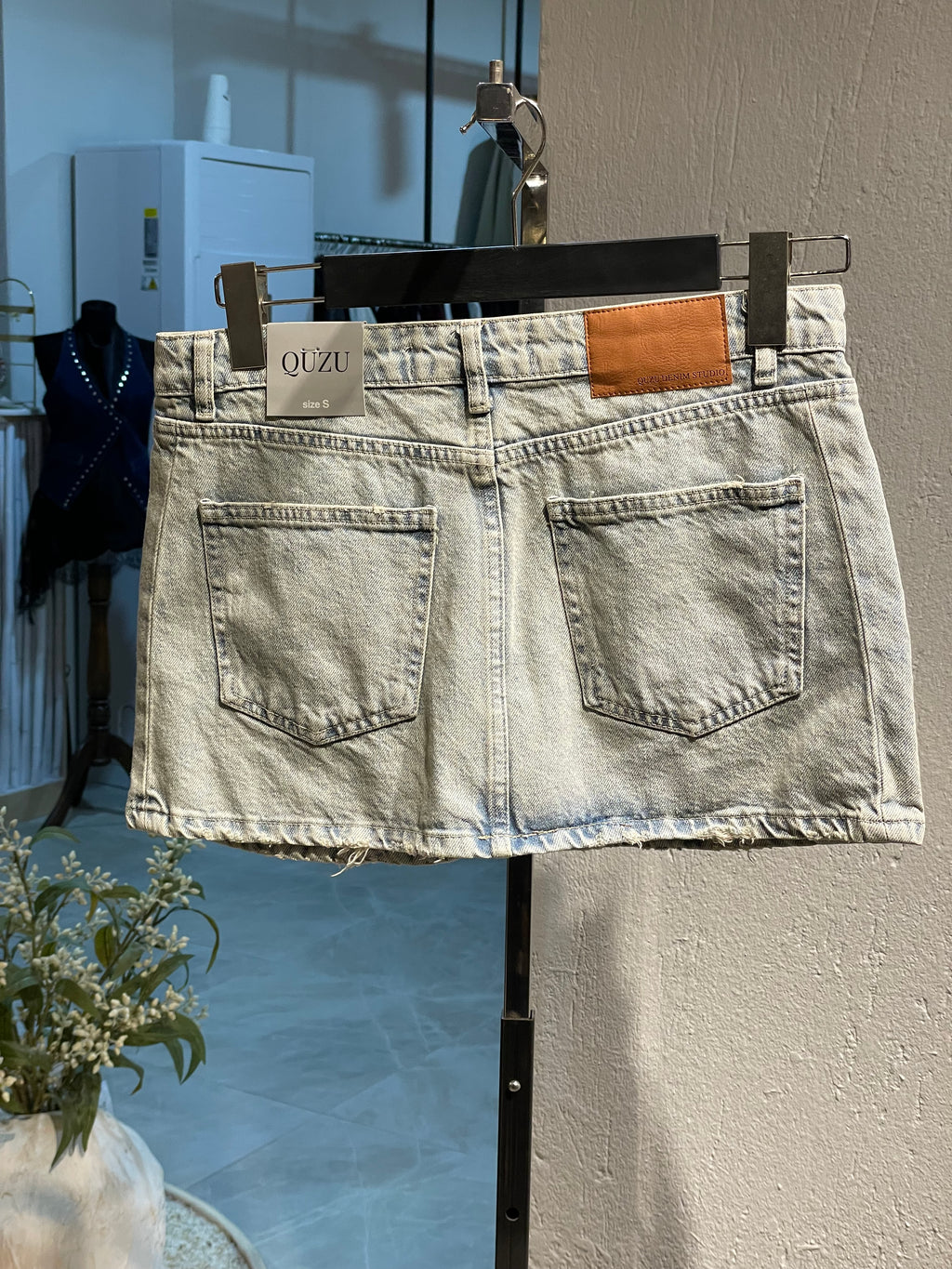 Kısa Buz Mavisi Etek