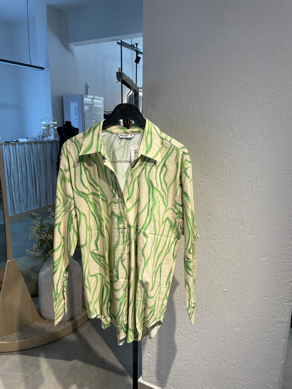 Desenli Dökümlü Gömlek