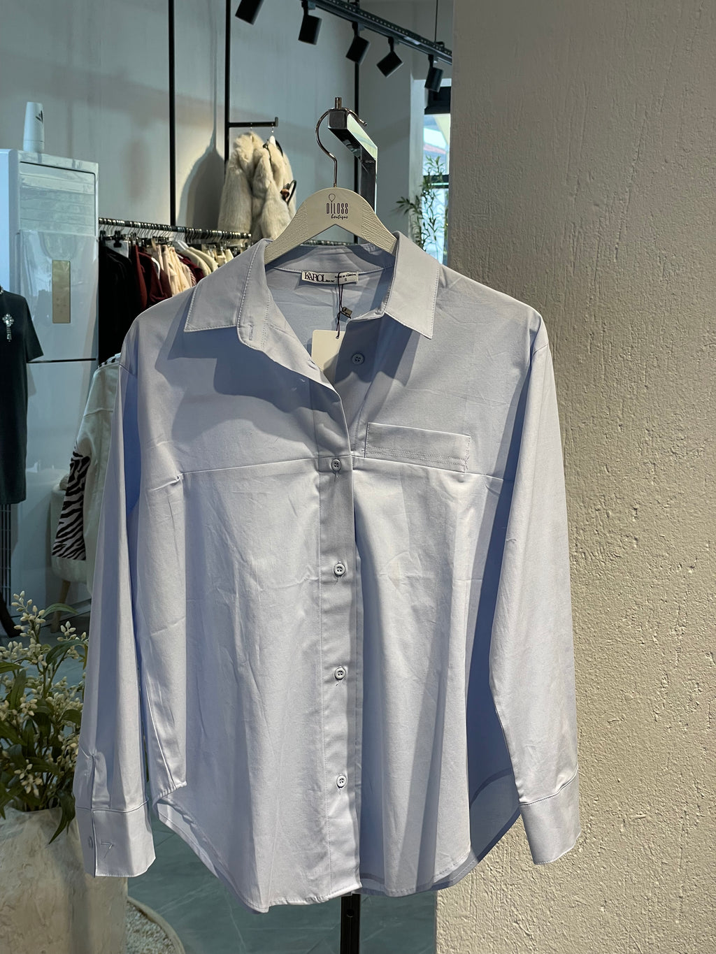 Marka Arka Detay Mavi Gömlek