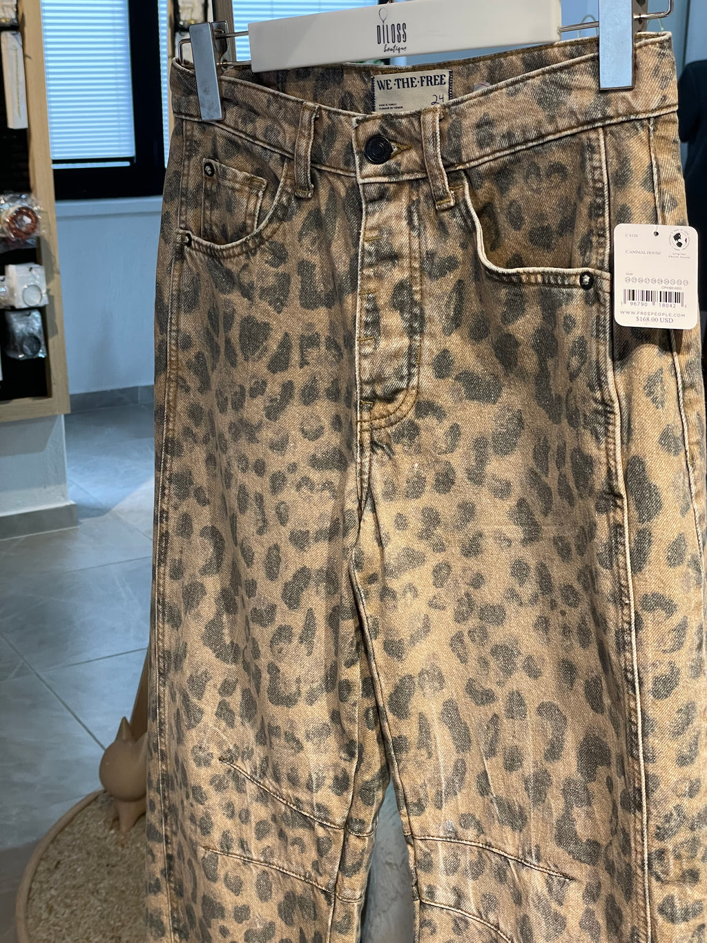 Marka Soluk Leopar Desen Balon Kesim Pantolon