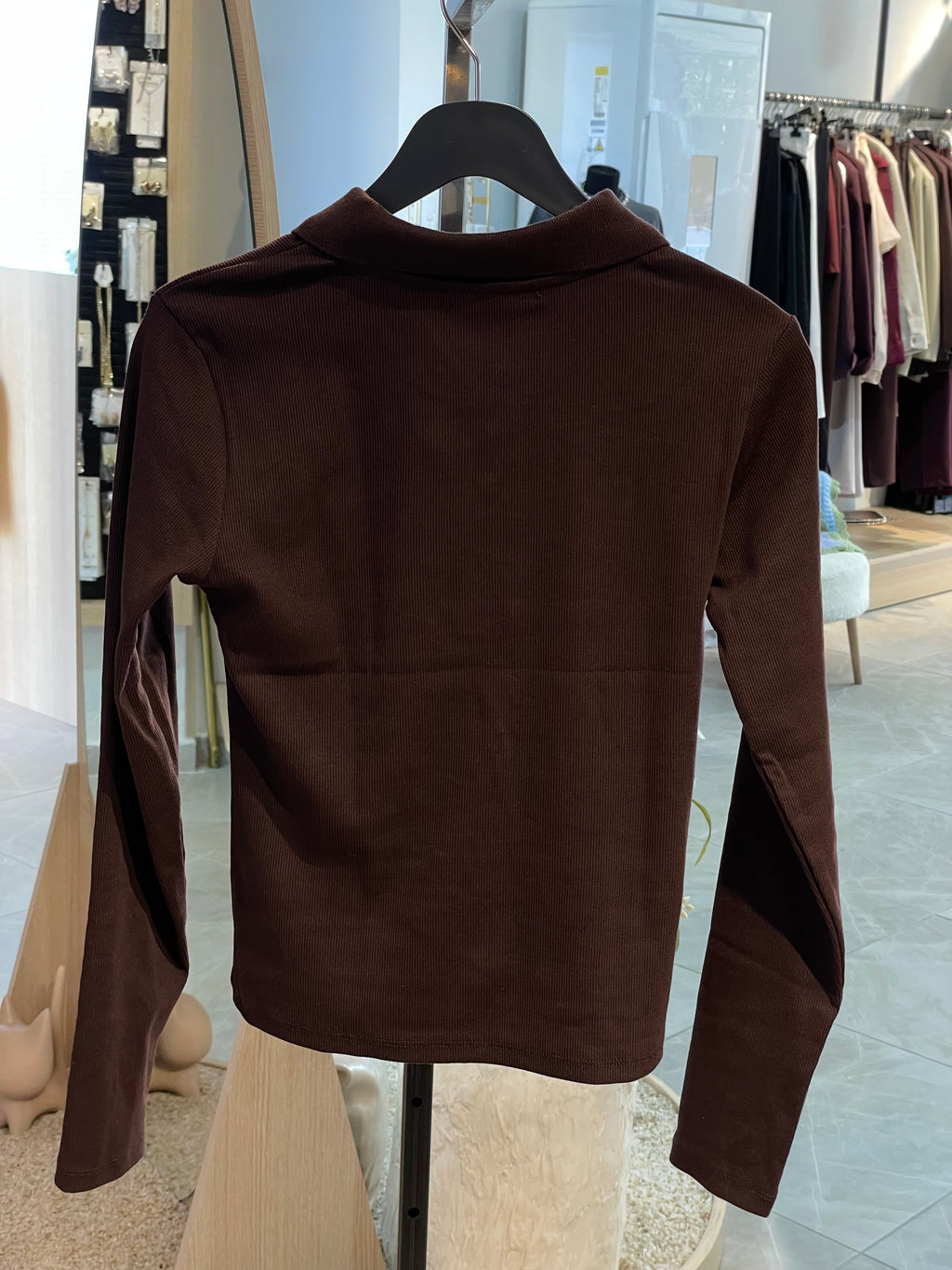 Önü Daş Detay Bluz