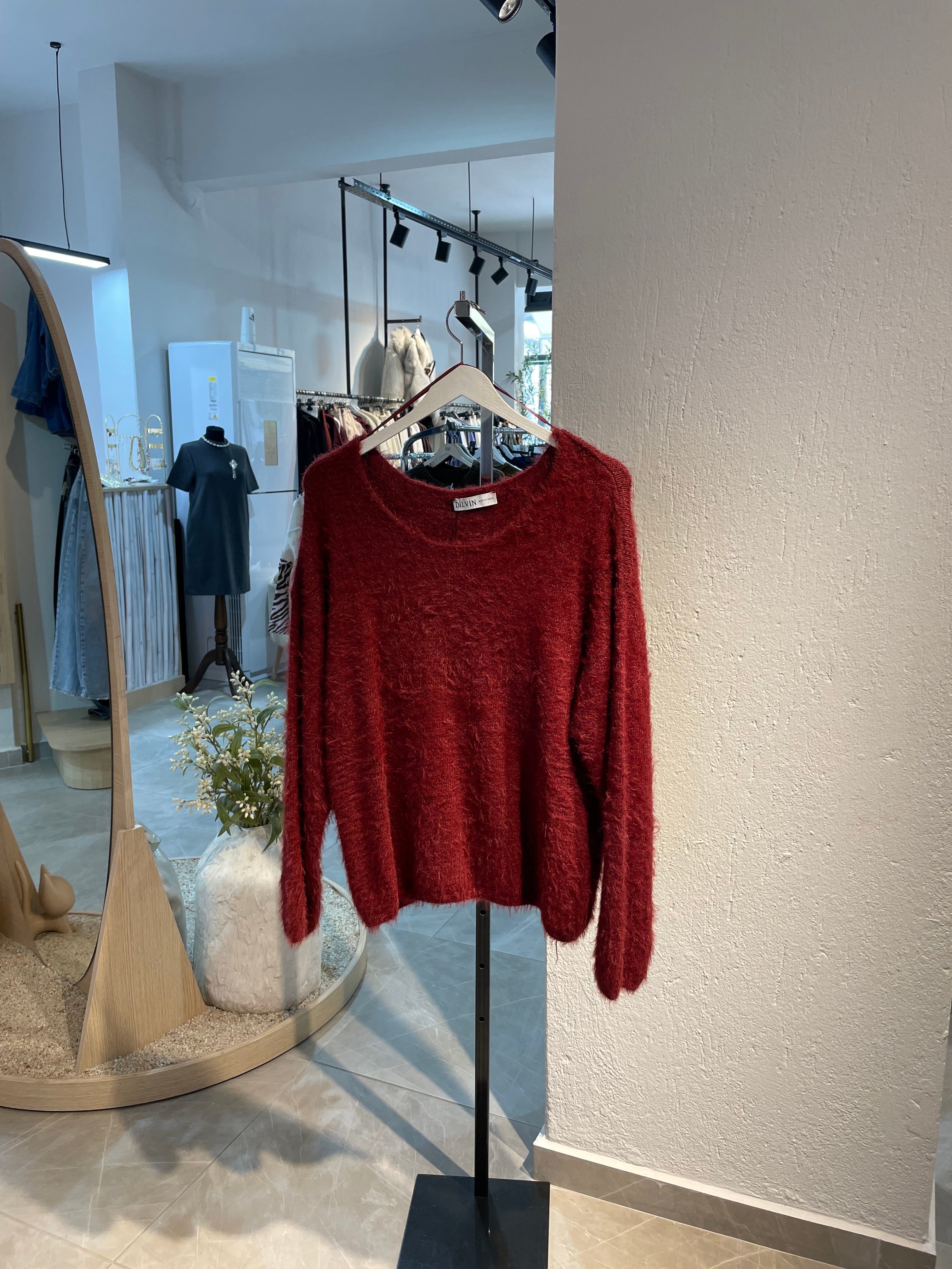 Dlvn Kayık Yaka Yumuşak Dokulu Triko Kazak