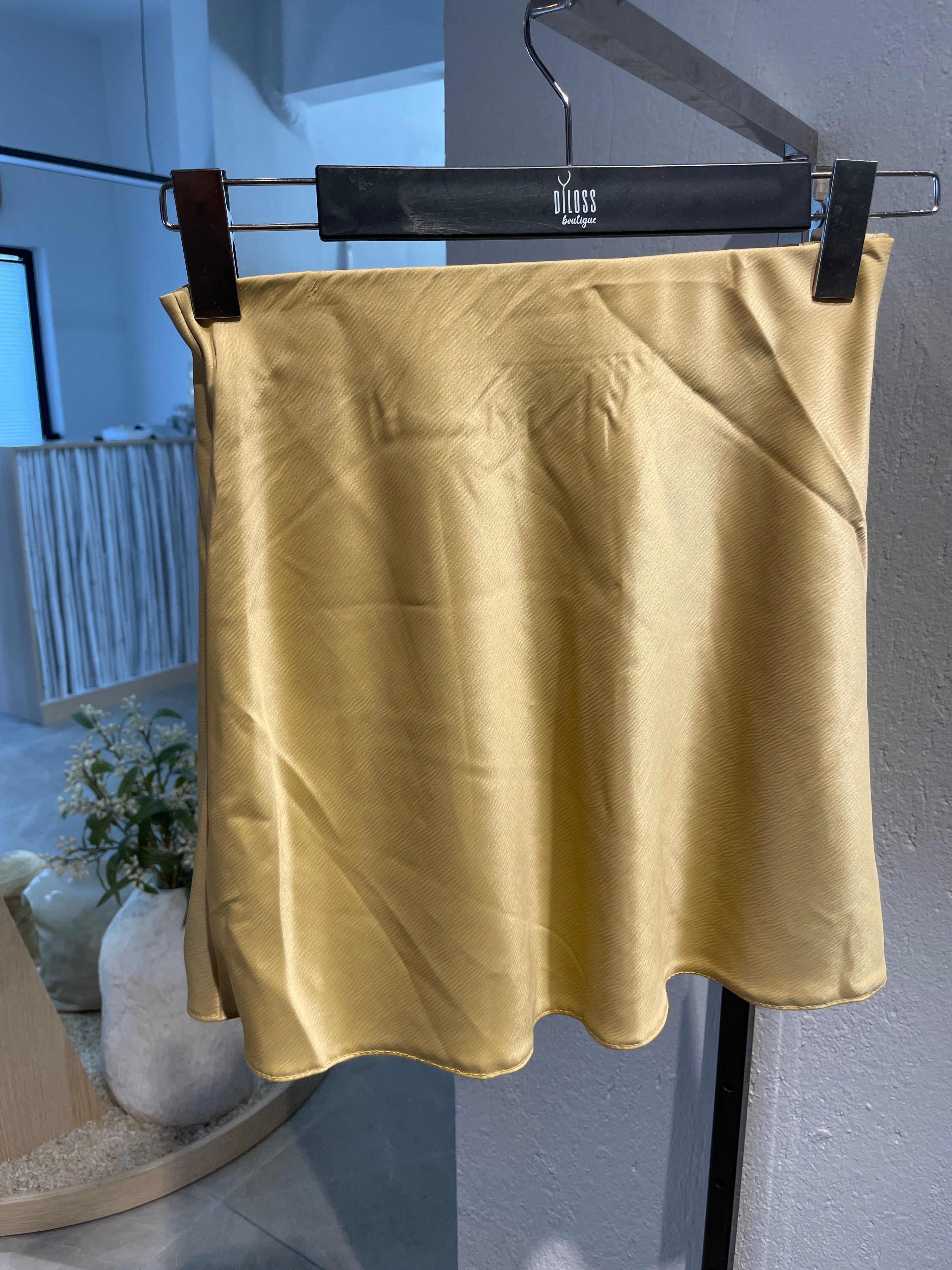 Vanilya Sarısı Saten Mini Etek