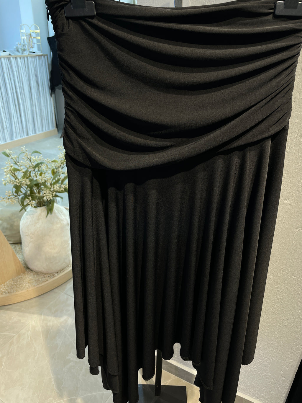 Simetrik Drapeli Etek