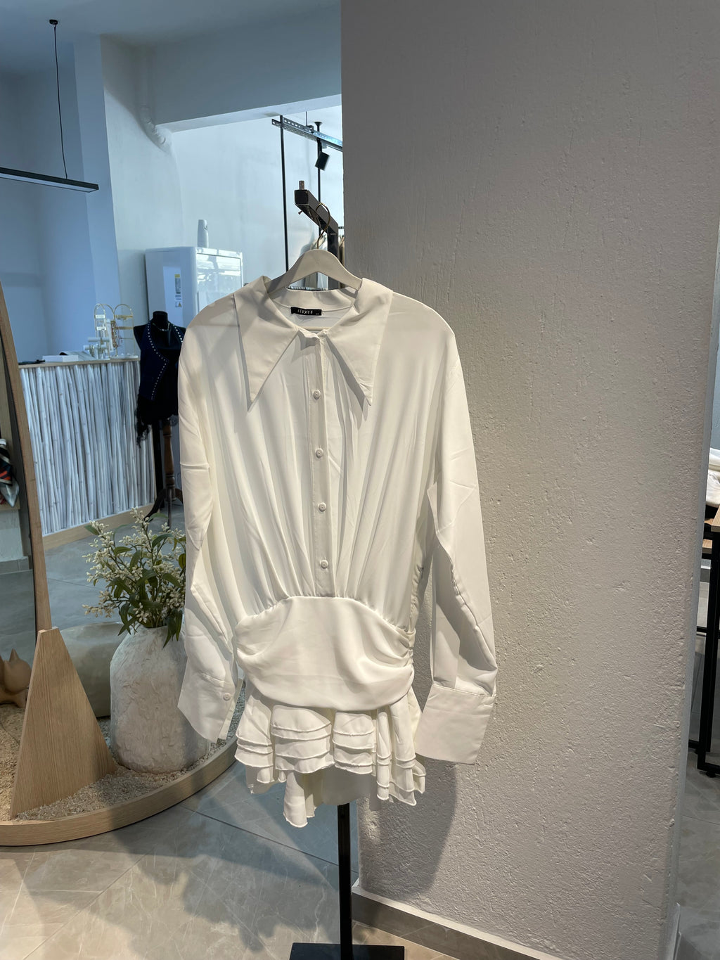 Beyaz Bohem Dökümlü Kısa Elbise