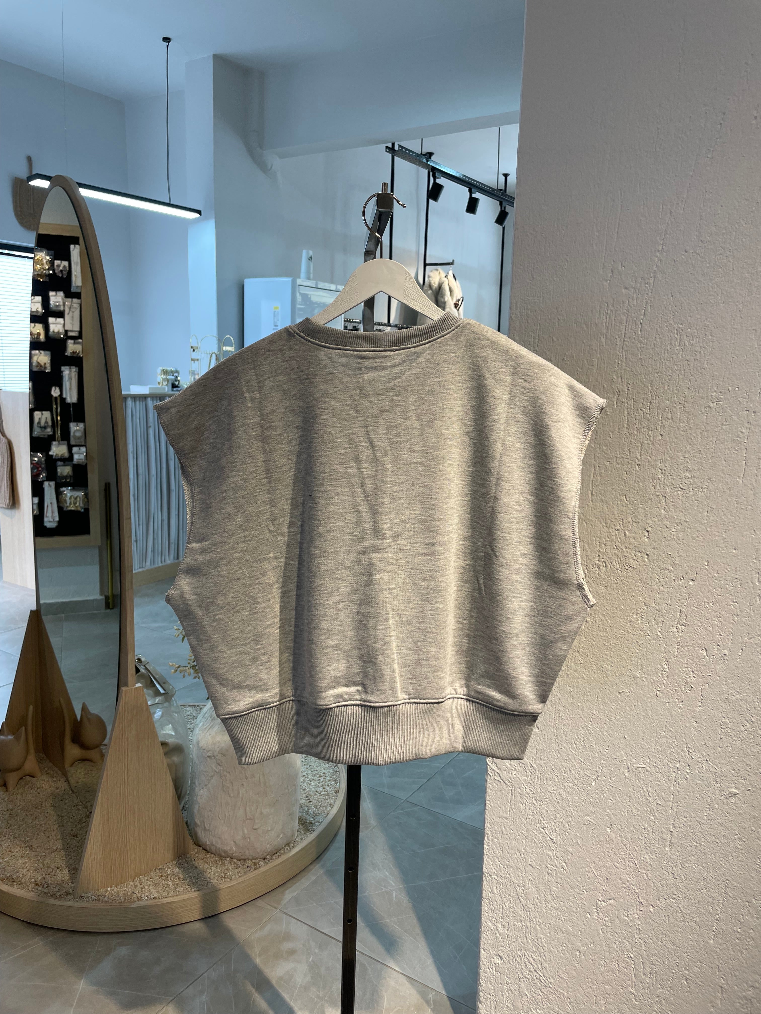 Gri Yazılı Sıfır Kol Üst