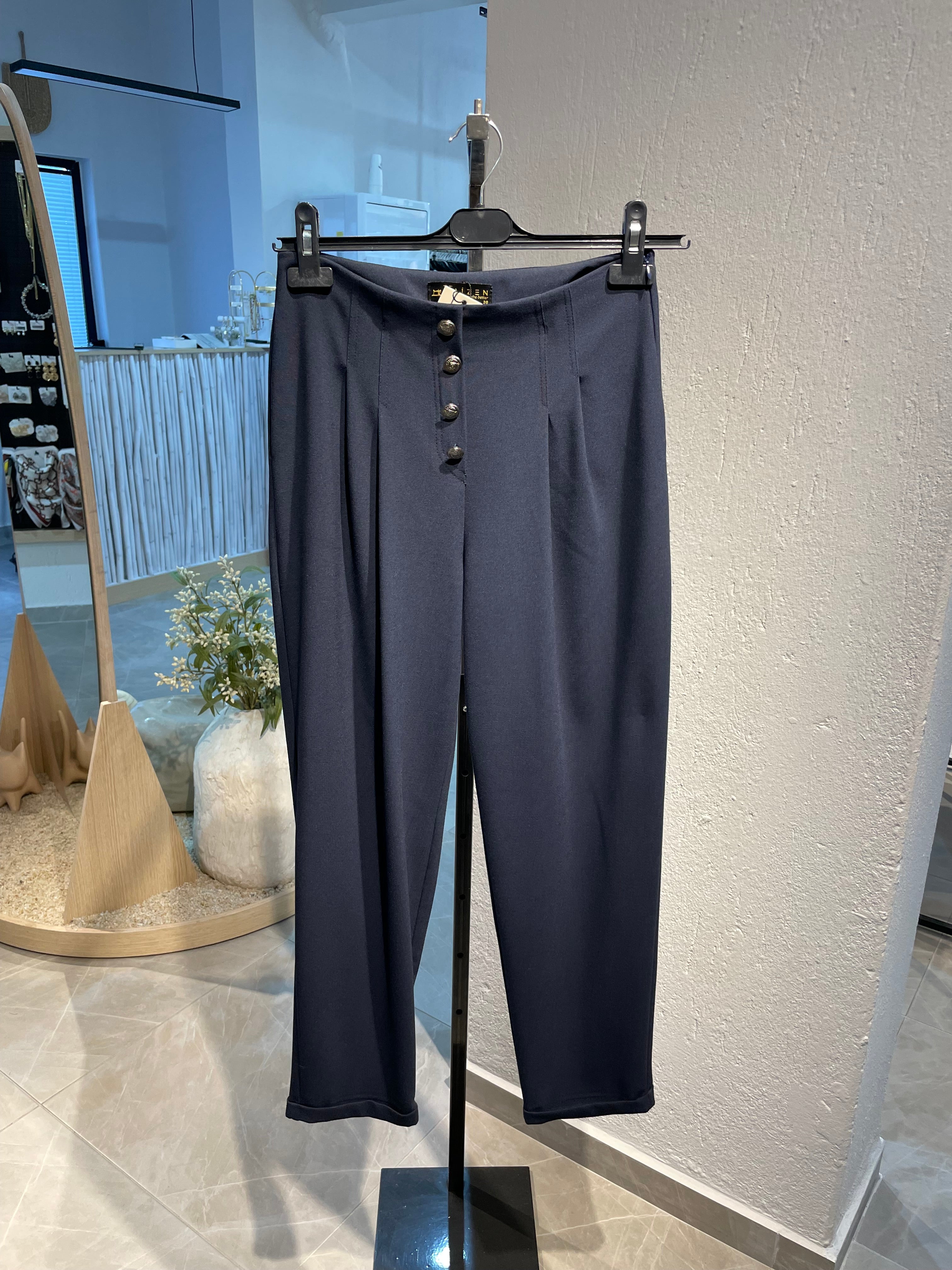 Lacivert Düğme Detaylı Havuç Kesim Pantolon