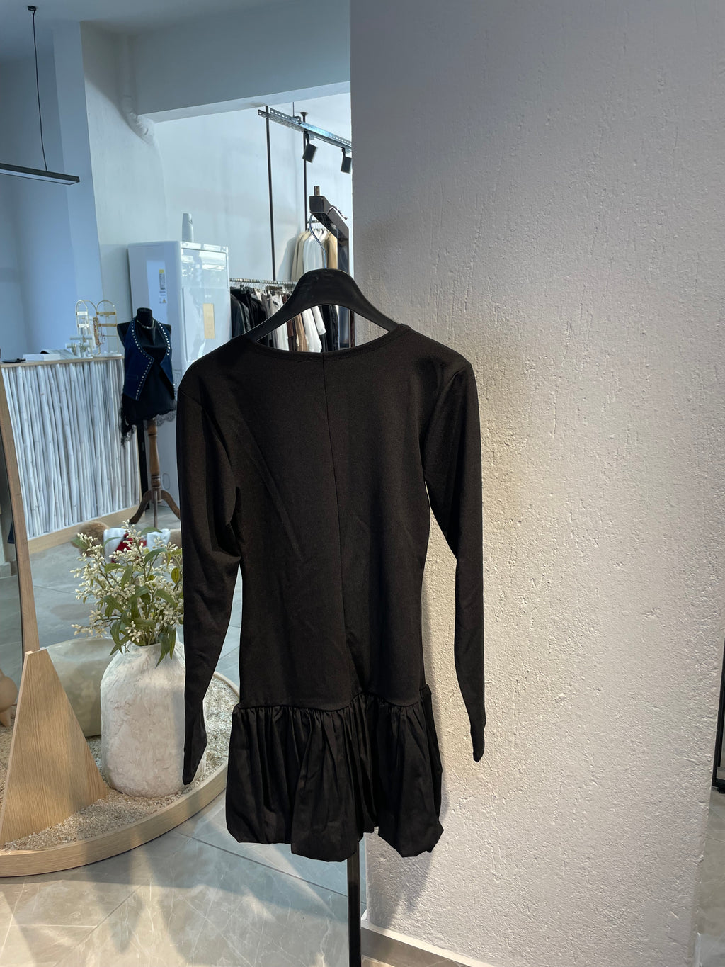 Siyah Uzun Kollu Balon Etek Şık Elbise