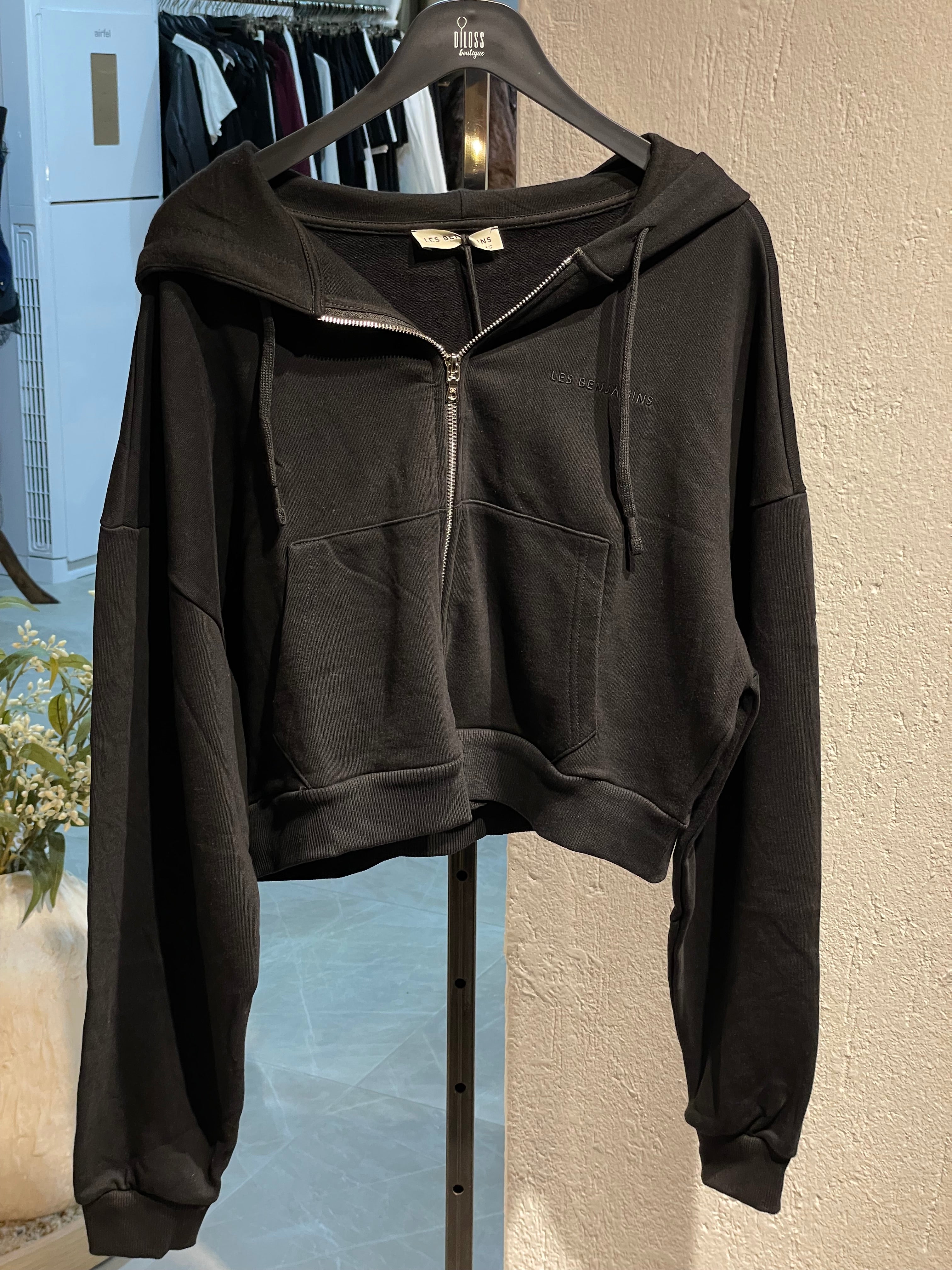 Kapüşonlu Fermuarlı Kısa Ceket