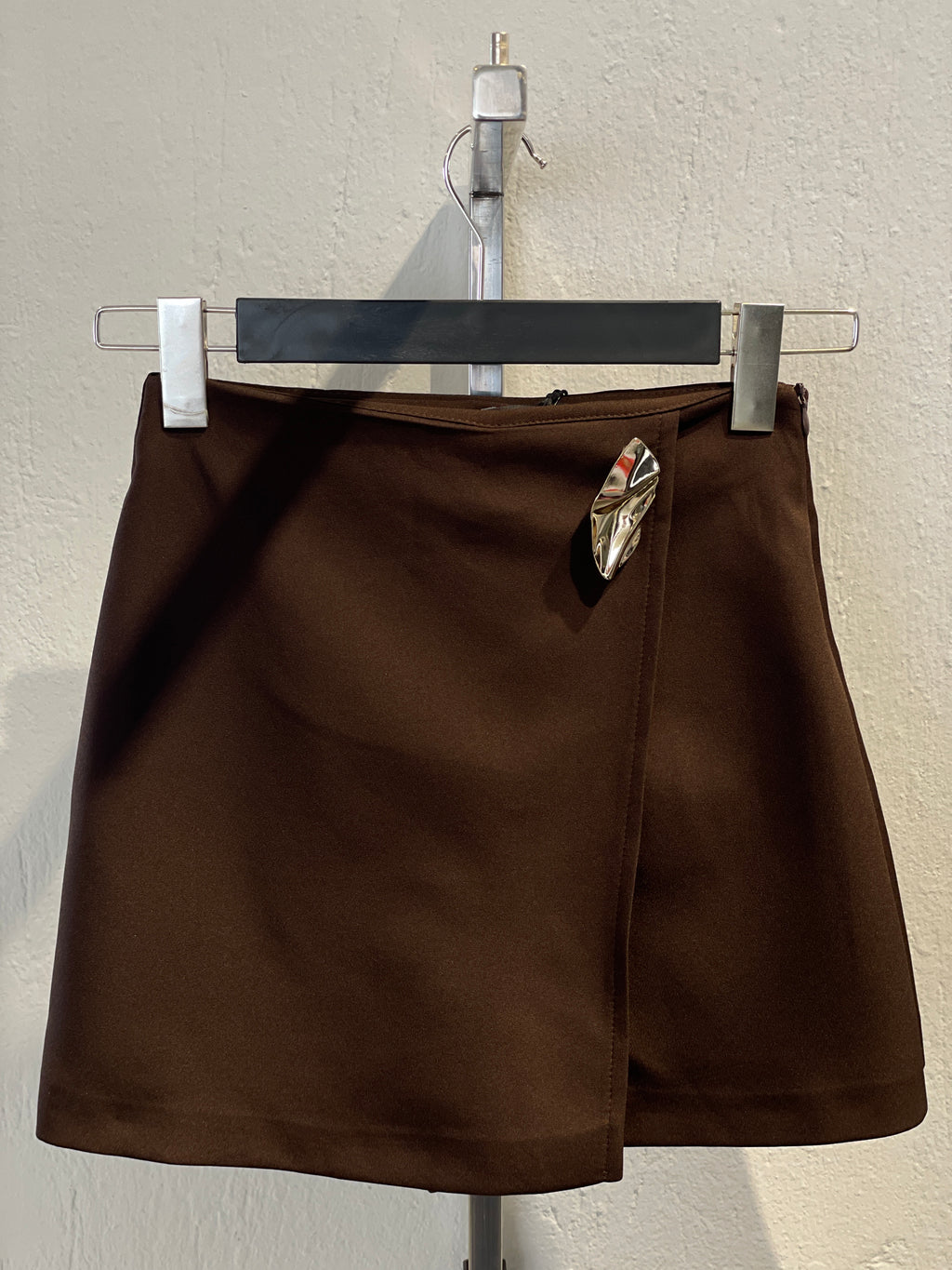 Toka Detaylı Şort Etek