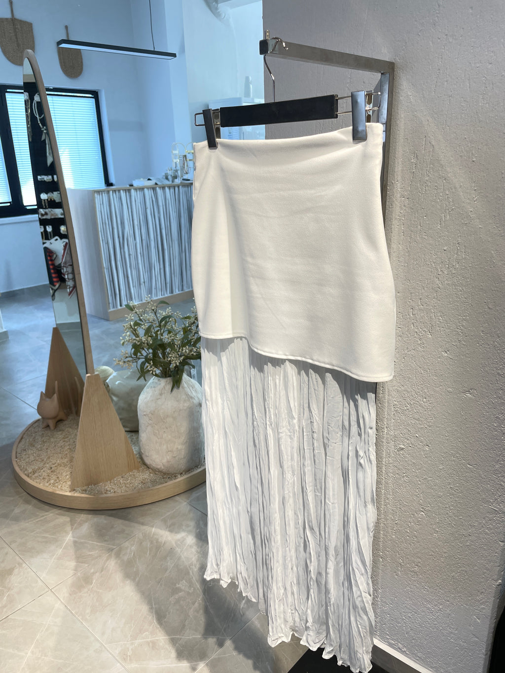 Düz Tül Detaylı Etek