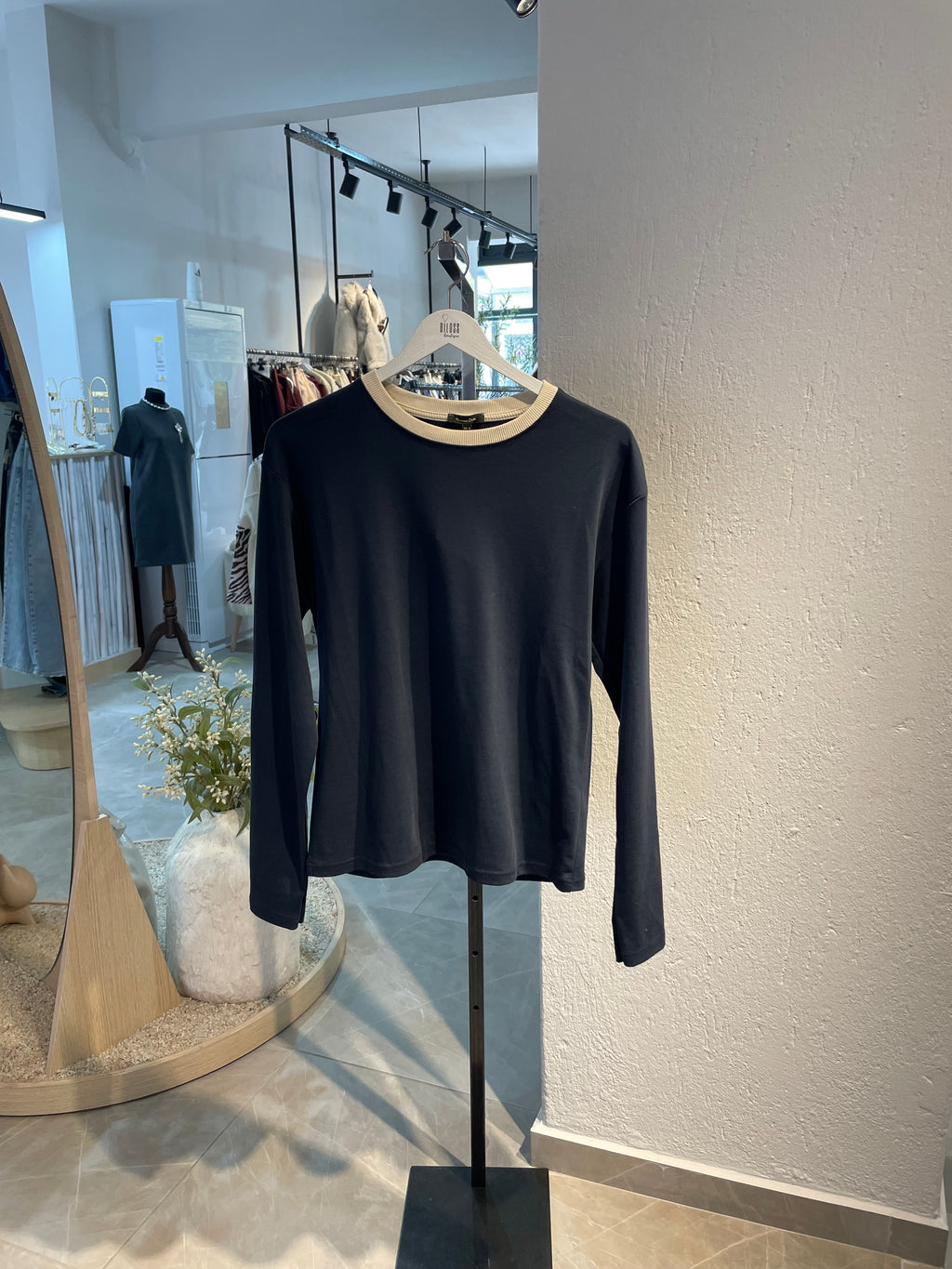 Marka Penye Uzun Kollu Üst