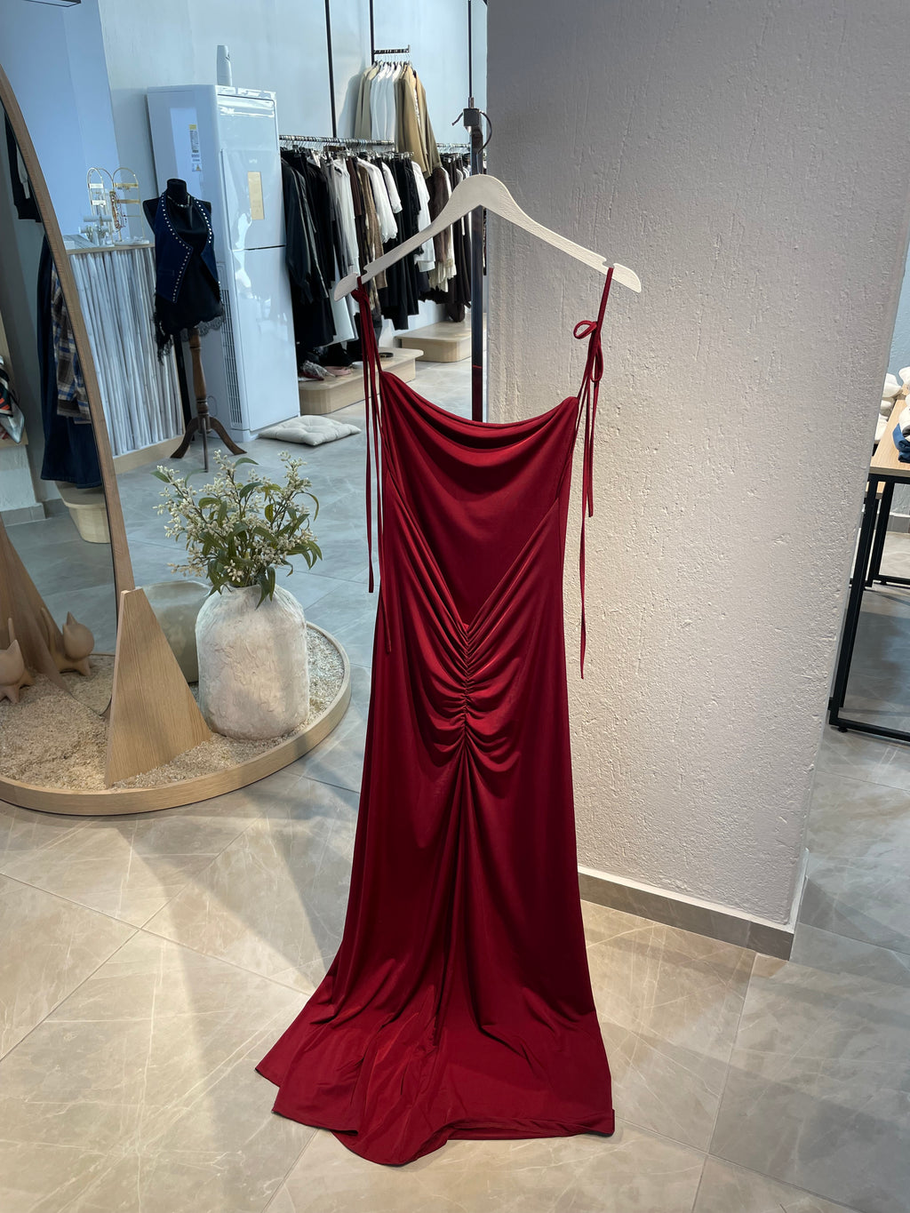 Bordo Önü Drapeli Sırtı Açık Davet Elbisesi