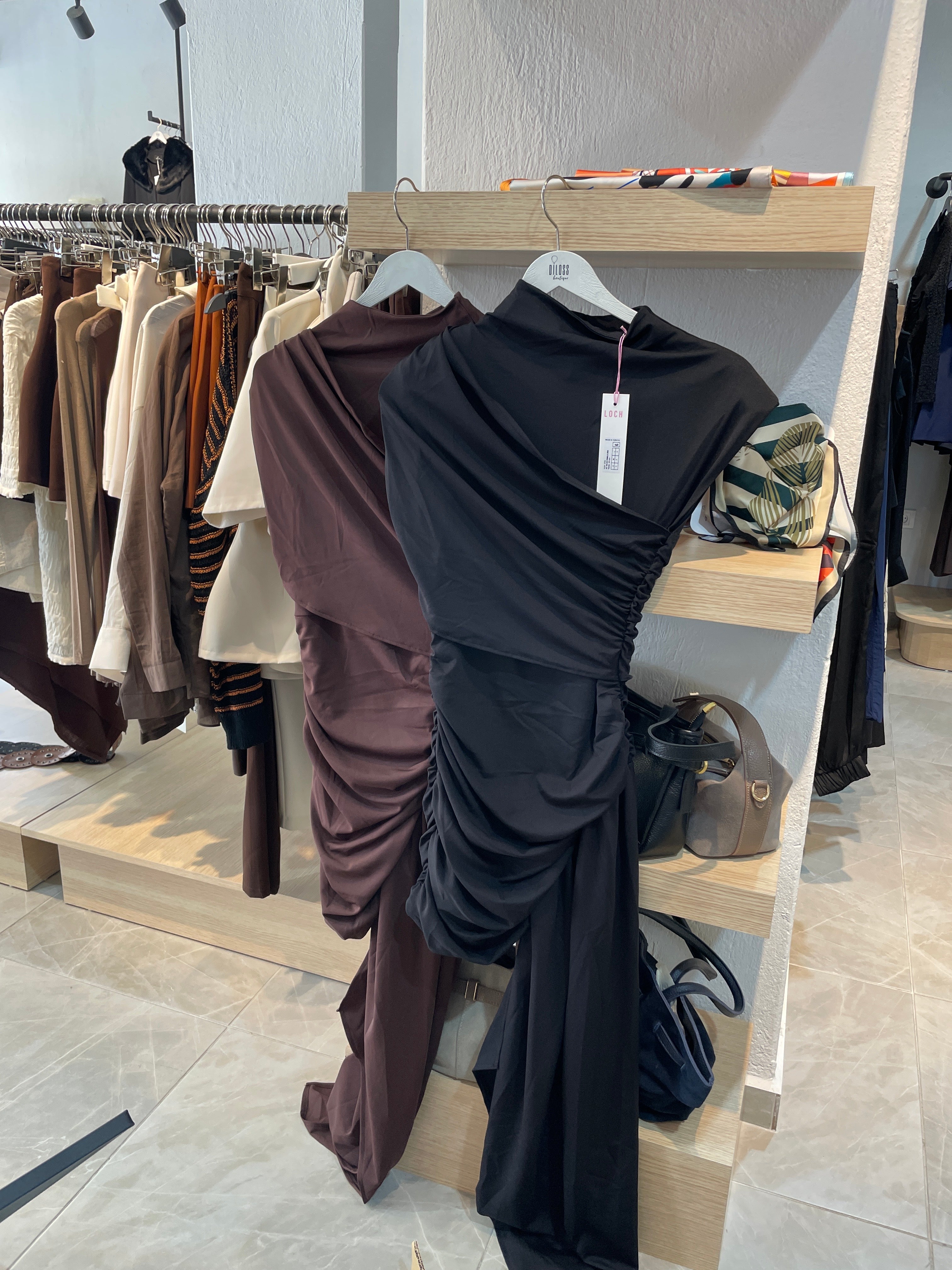 Ön Detay Drapeli Dalgıç Kumaş Elbise