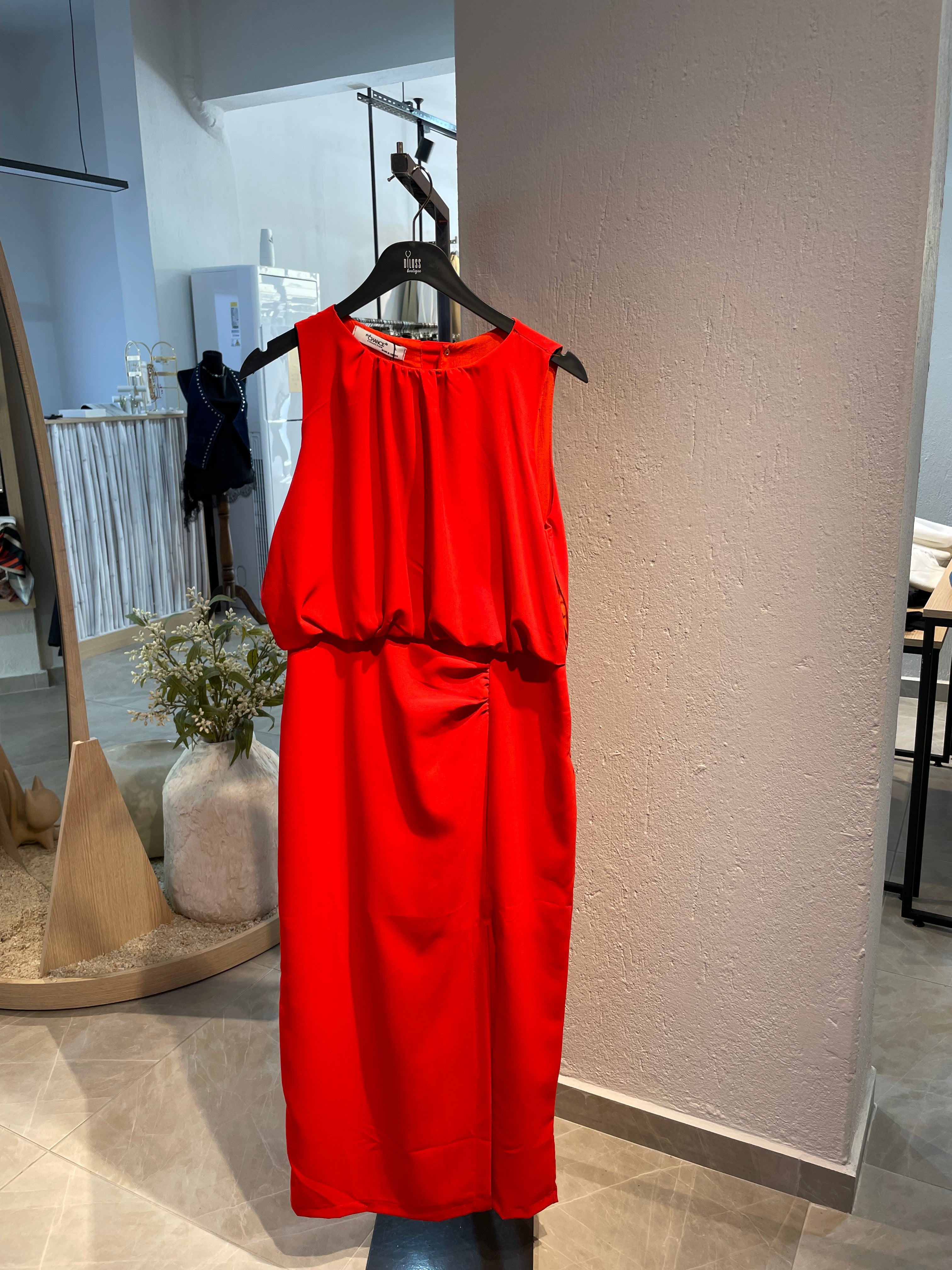 Önden Yırtmaç Büzgülü Elbise