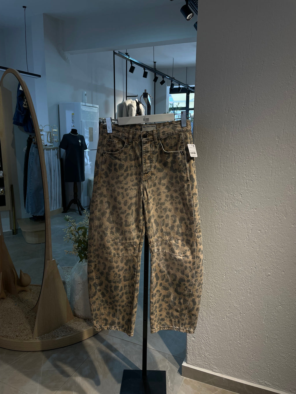 Marka Soluk Leopar Desen Balon Kesim Pantolon