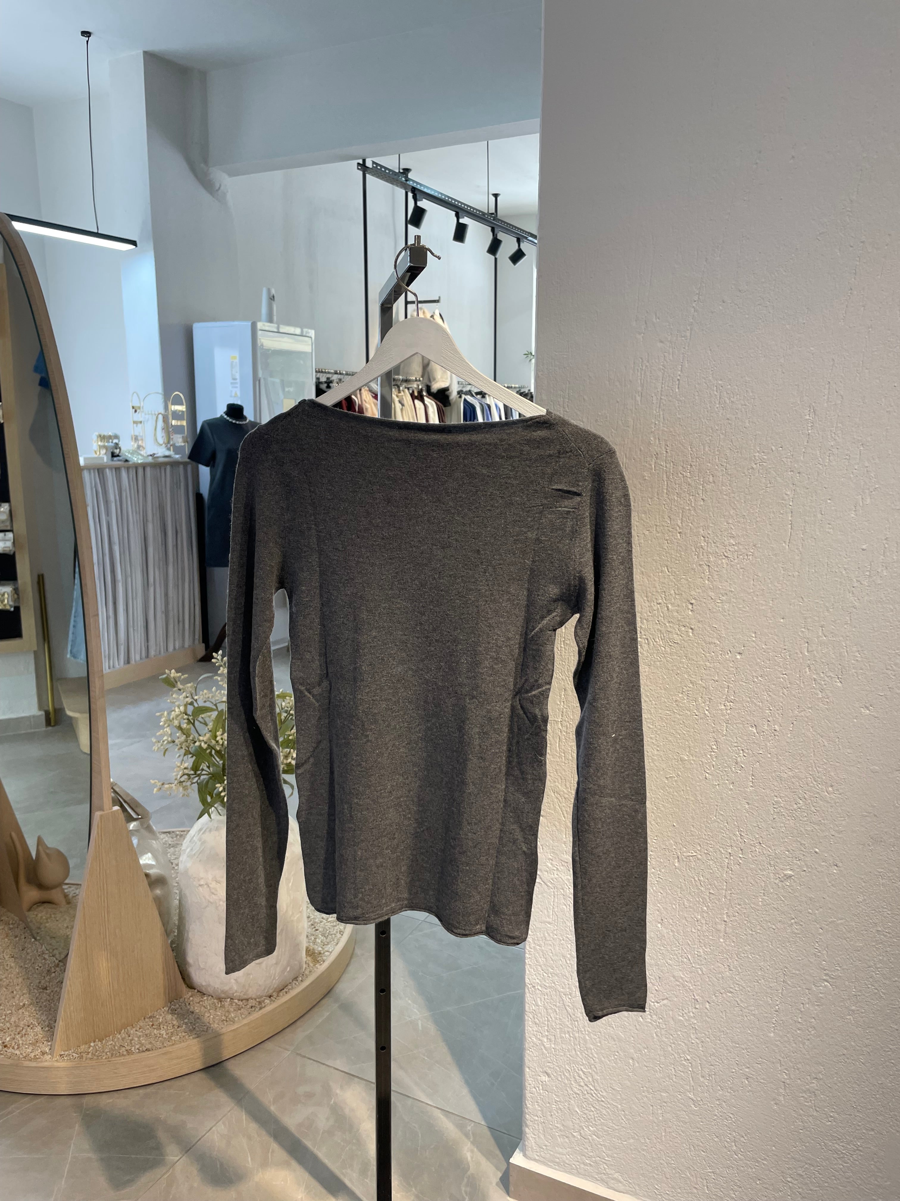 Dlvn Kayık Yaka Kaşmir Hafif Triko Kazak