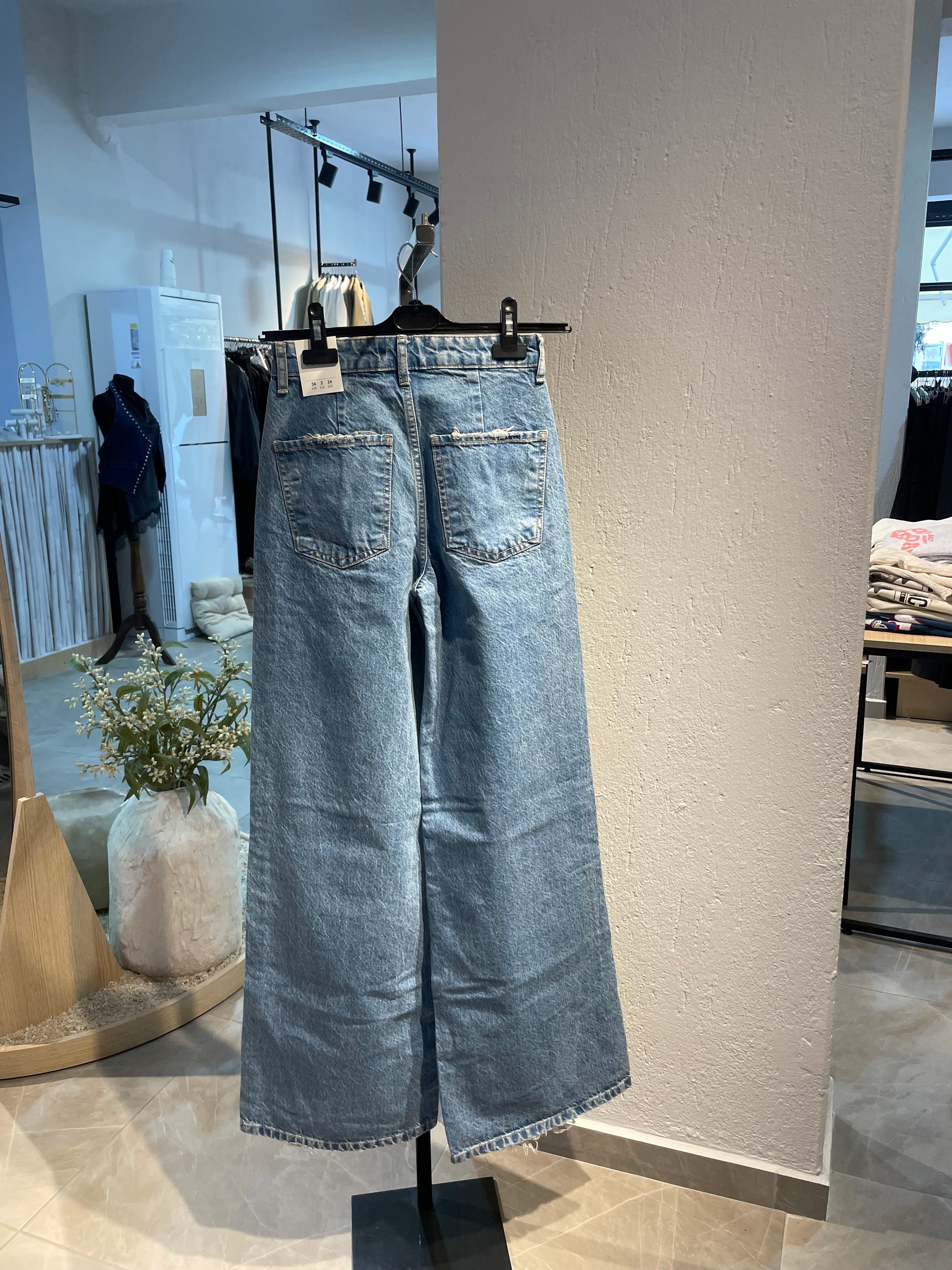 Marka Bol Paça Mavi Jean