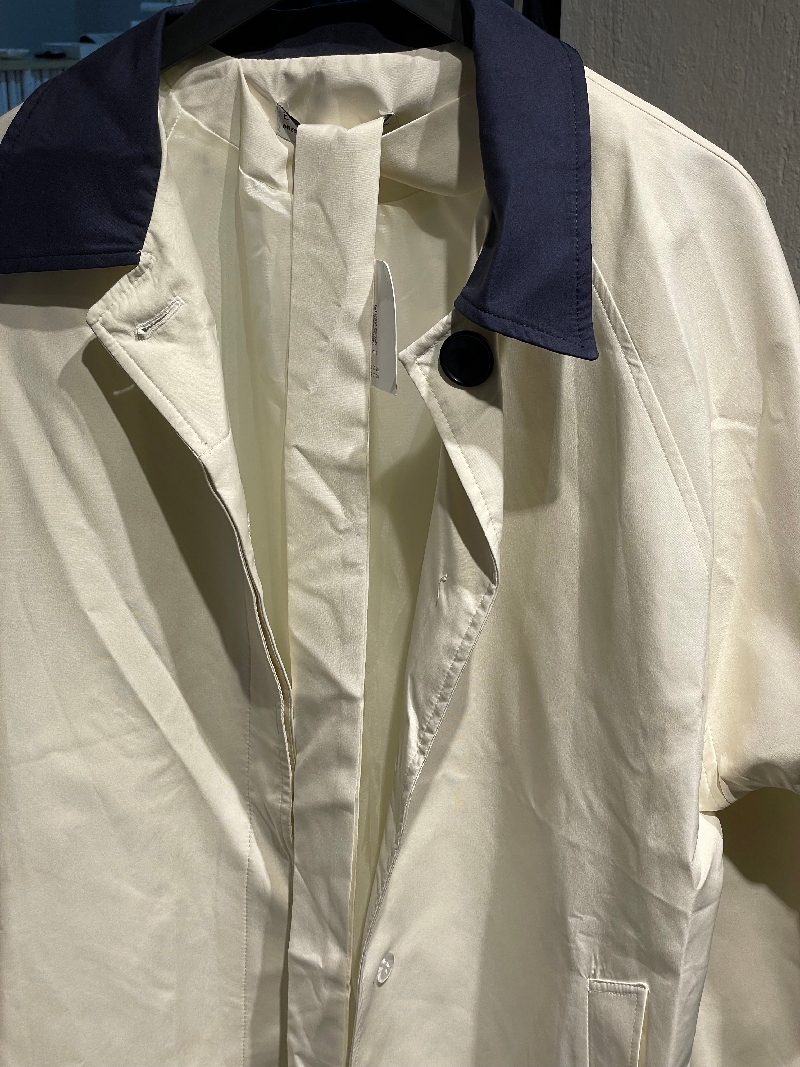 Ekru Lacivert Yaka-Kol Detaylı Trençkot