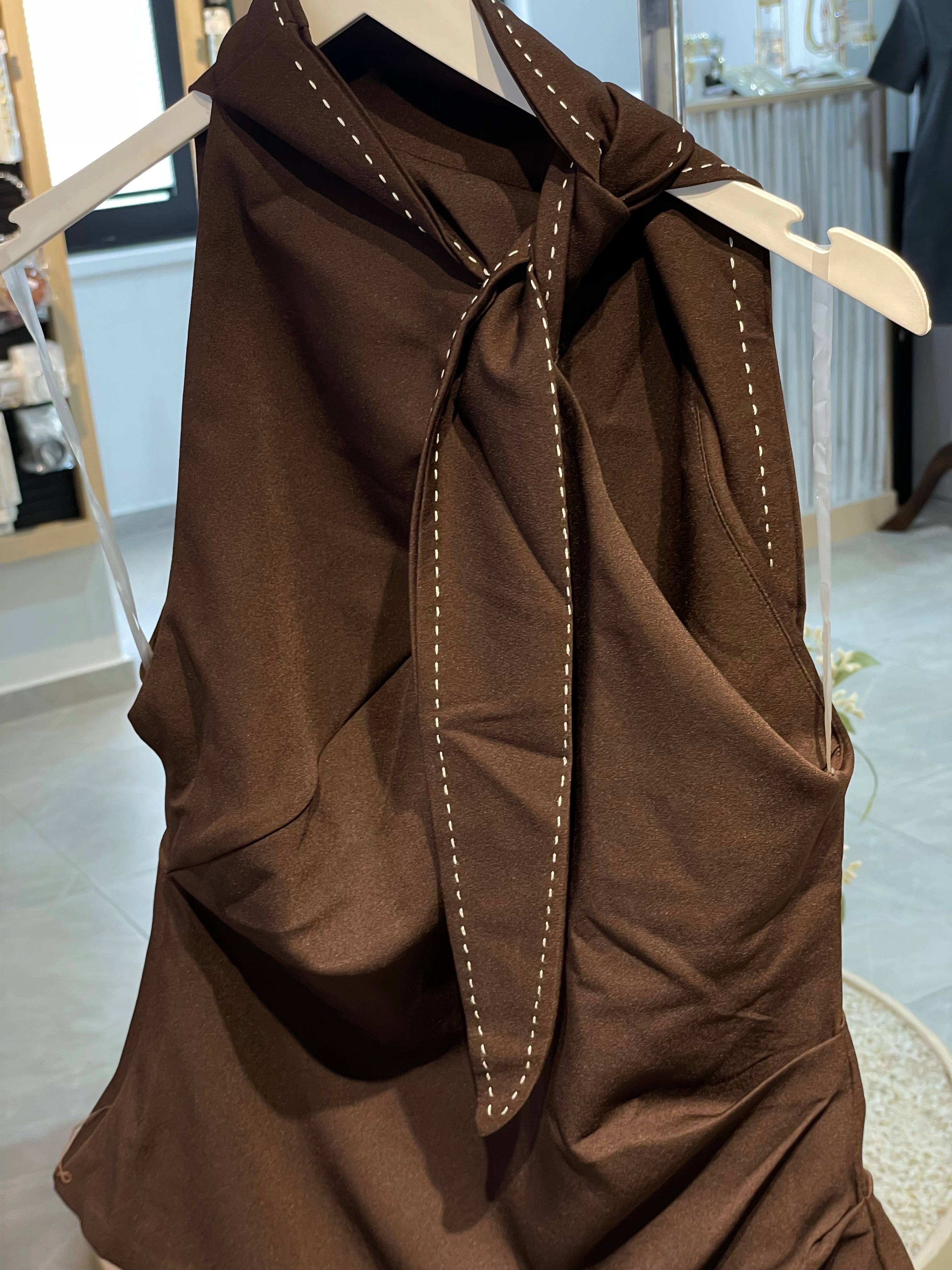 Tasarım Boyundan Bağlamalı Dikiş İz Bluz