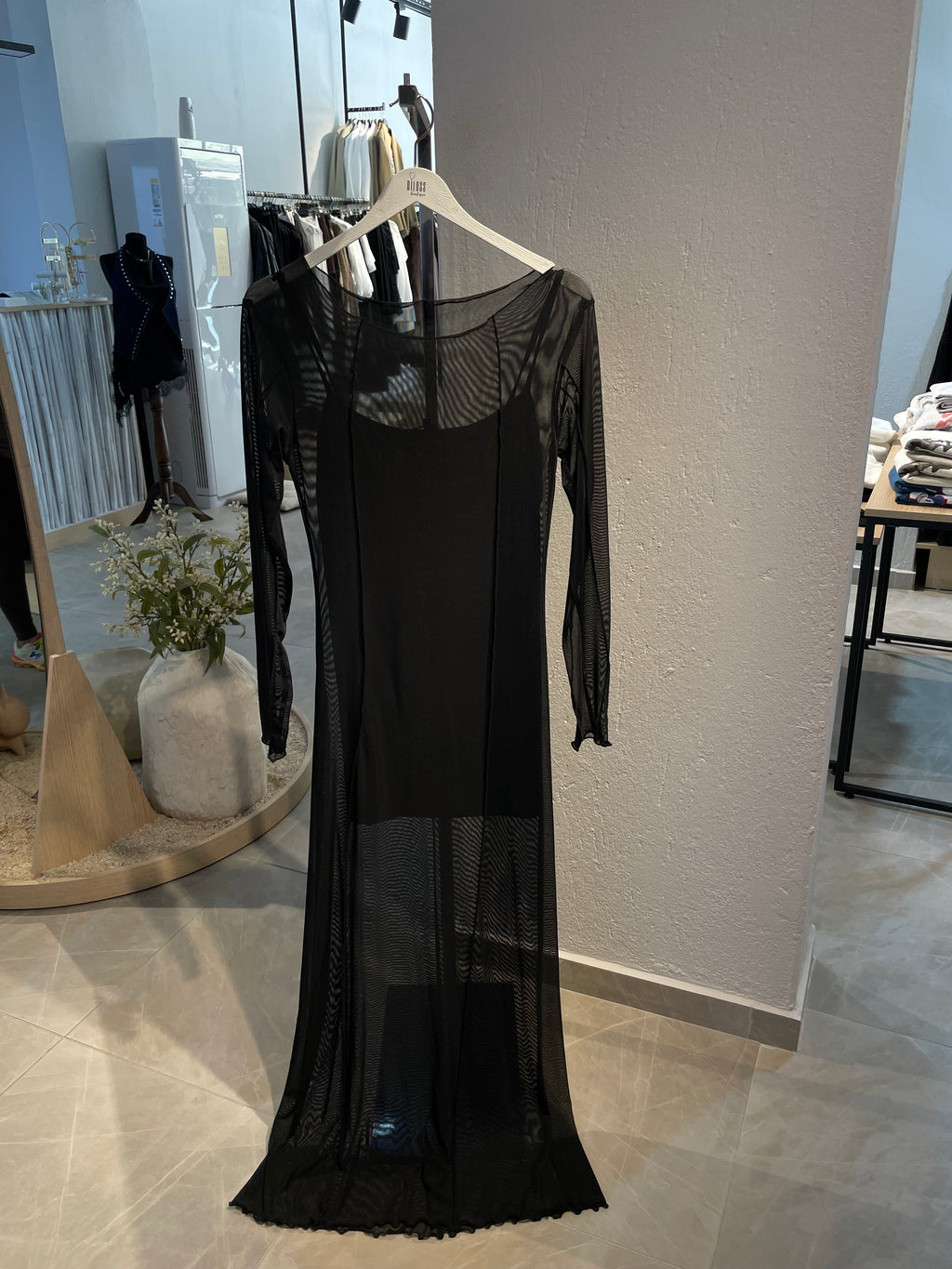 Tül Detay Astarlı Uzun Elbise