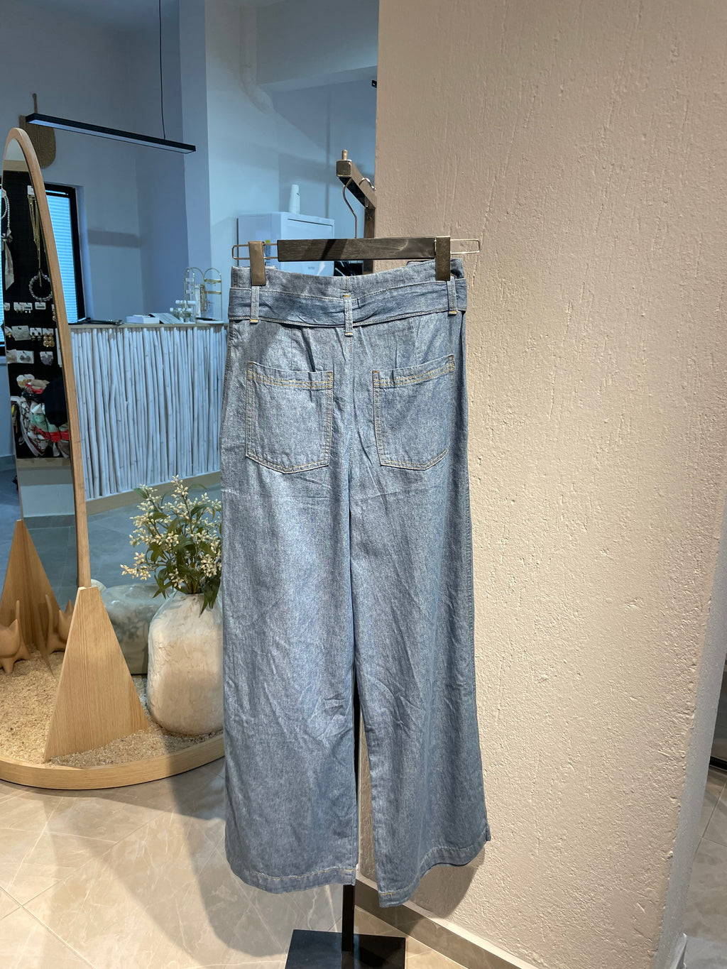 Belden Bağlamalı Bol Paça Jean